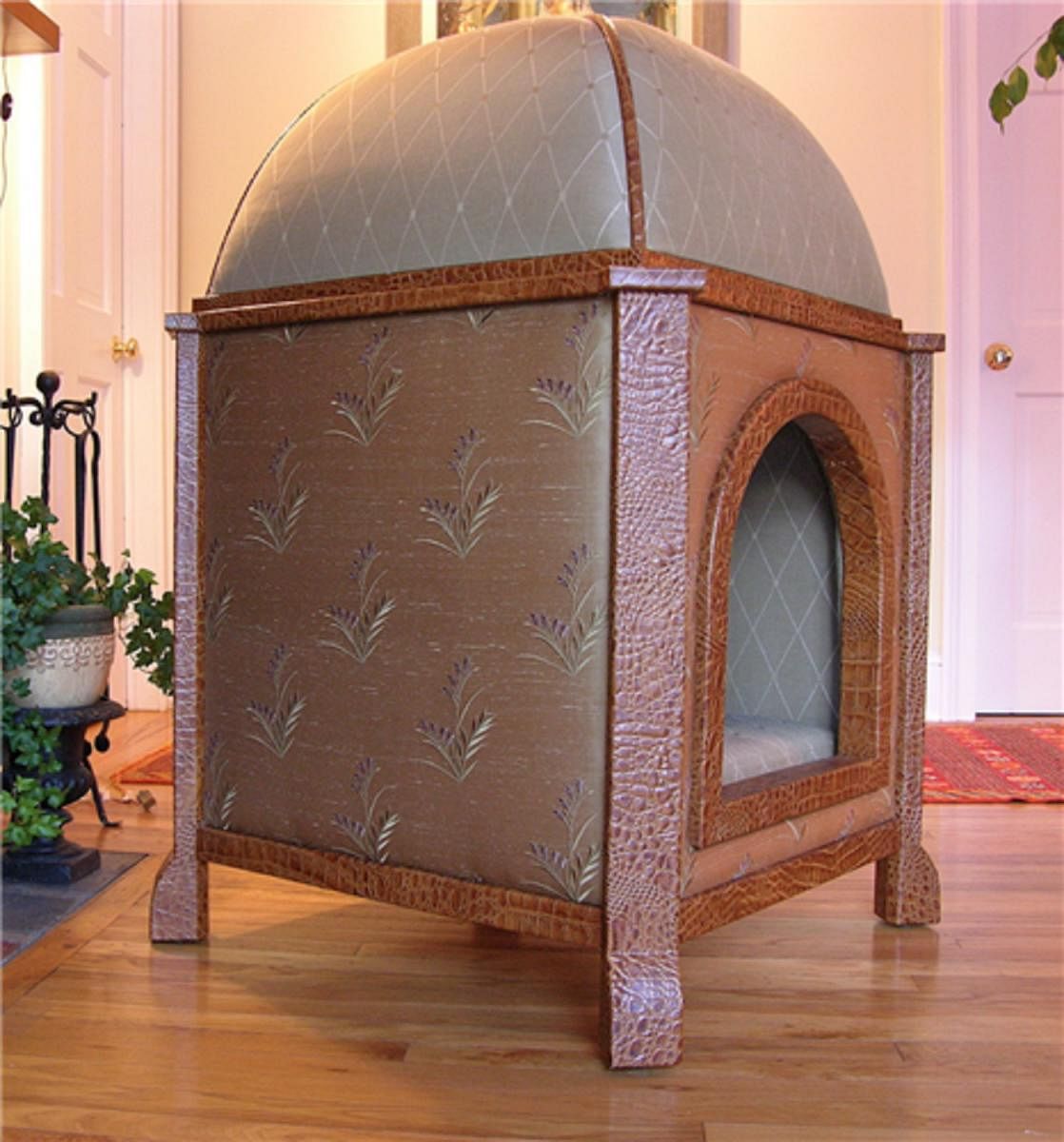 Dome shaped dog bed. Credit: DH Photo
