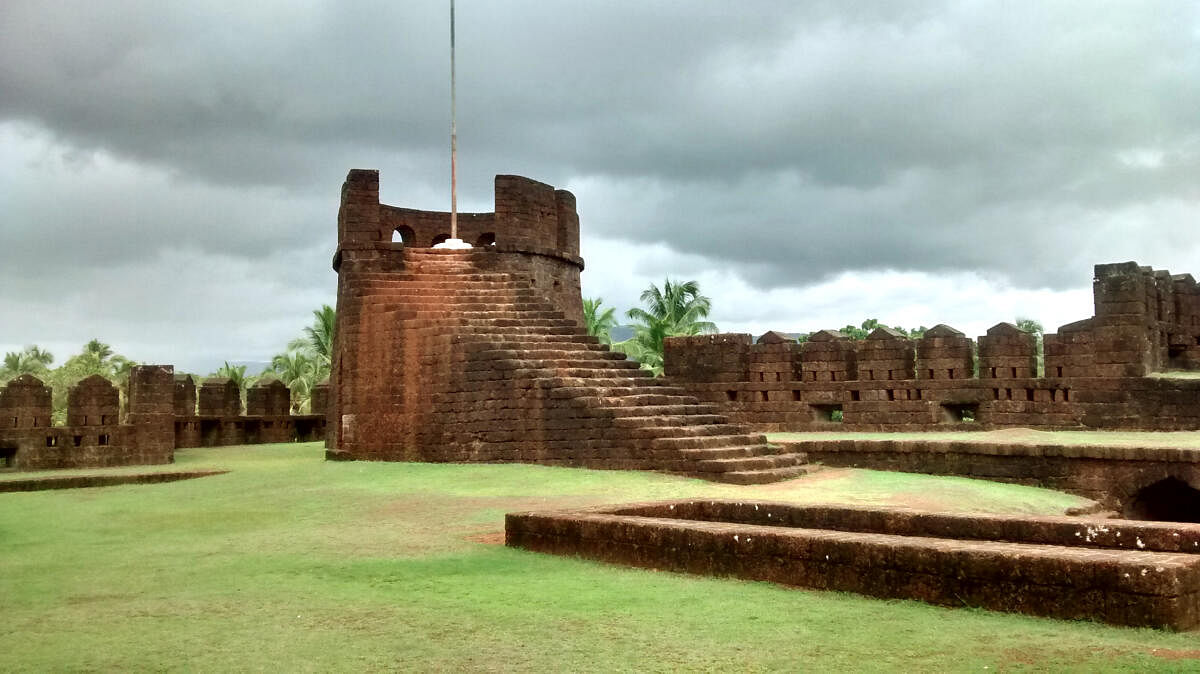 Views of Mirjan fort. Photo courtesy: Flickr