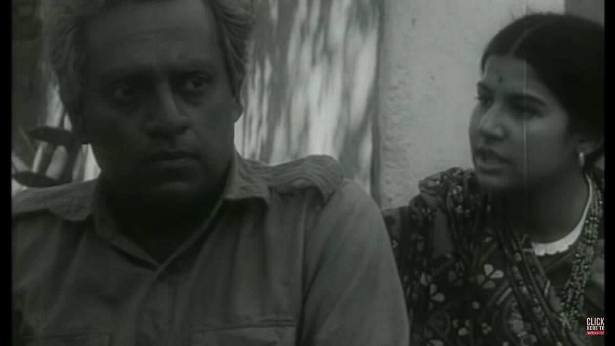 A shot from the 1969 film ‘Bhuvan Shome’. 