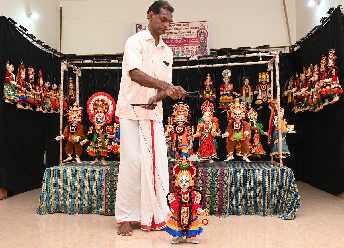 Yakshagana Puppets for Spectrum - ಪ್ರಜಾವಾಣಿ ಚಿತ್ರ / ಫಕ್ರುದ್ದೀನ್ ಎಚ್