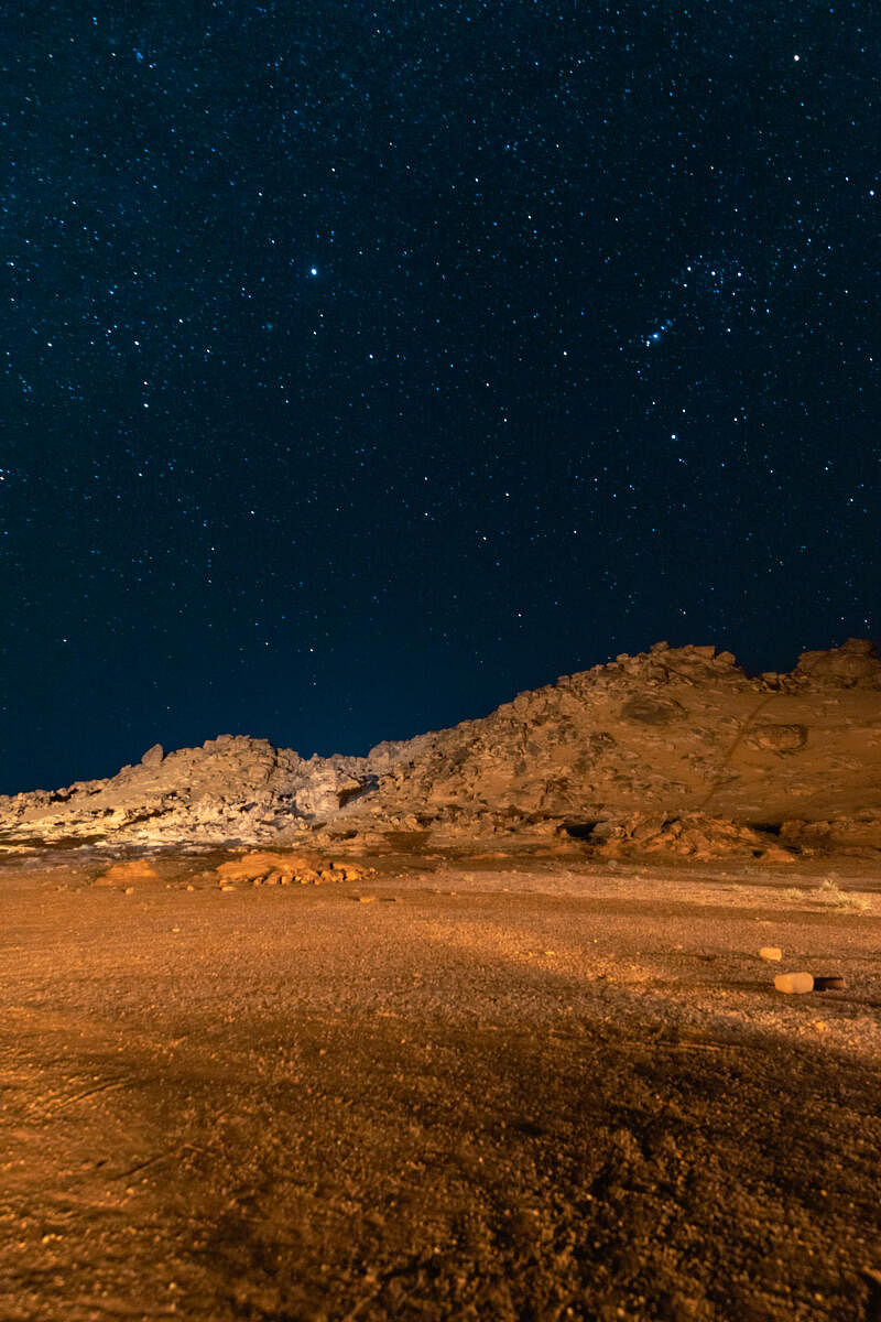 A stargazing experience at Al Gharameel offers a mystical view of the AlUla skies, accompanied by fascinating stories about ancient Arab astronomy. The best times to go stargazing are the days before, during and soon after each new moon.