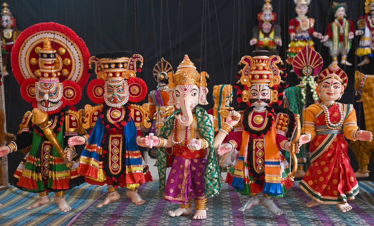 Yakshagana Puppets for Spectrum -  ಪ್ರಜಾವಾಣಿ ಚಿತ್ರ / ಫಕ್ರುದ್ದೀನ್ ಎಚ್