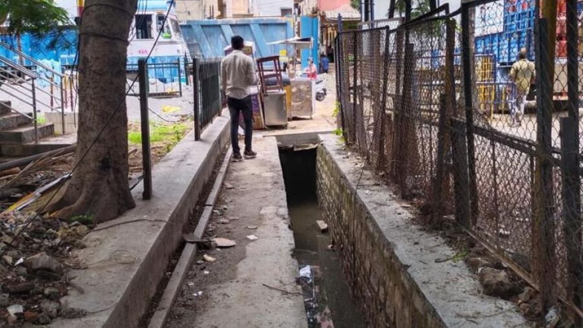 These are death traps for pedestrians, cyclists and motorists. Credit: Special Arrangement