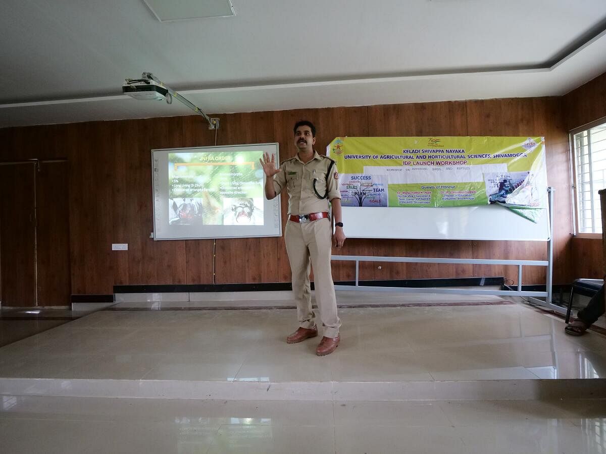 Gururaj speaks at a workshop on spiders at the College of Forestry in Ponnampet. 