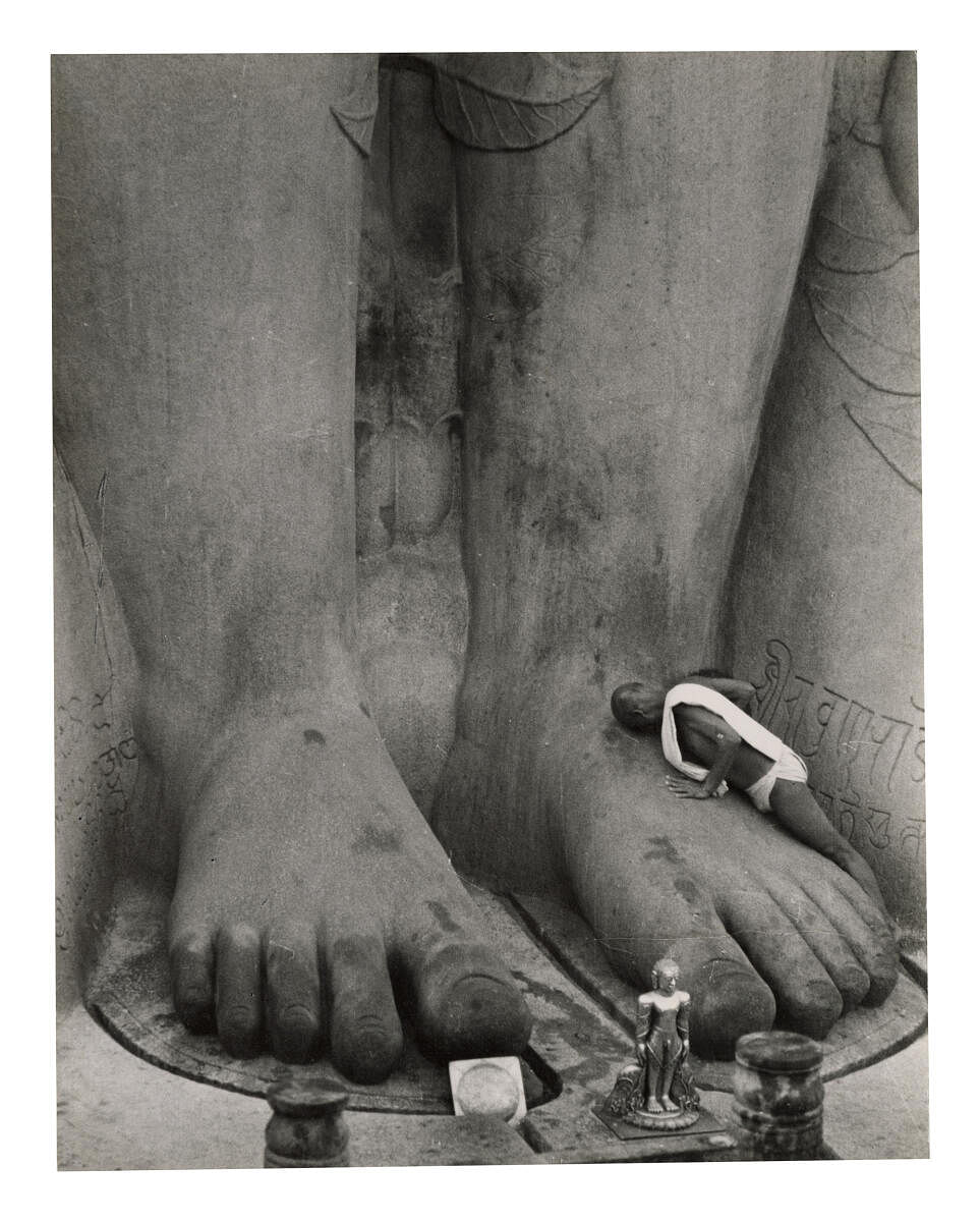 Gomateshwara statue, Shravanabelagola, 1976