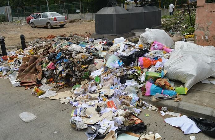 Garbage dumping in the city. Credit:Tejas Dayananda Sagar
