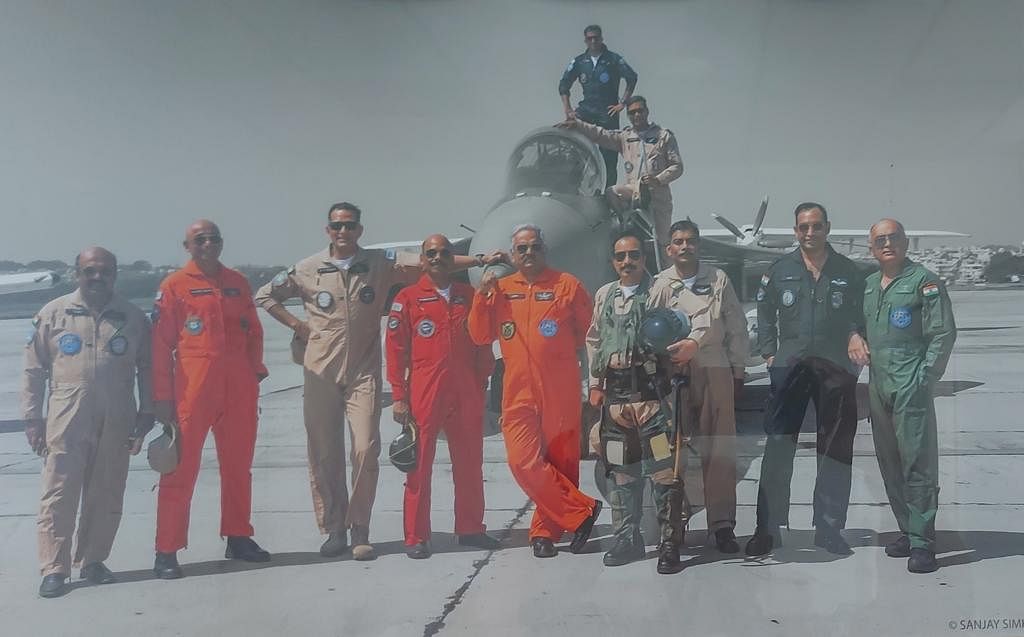 Gp Capt K K Venugopal, CTP - Fixed Wing (centre) with HAL Fixed Wing test pilots and test engineers after Aero India 2021.