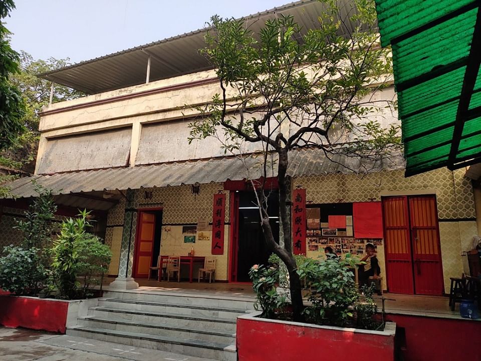 External view of Sei Vui Temple and Voiling Club, Tiretta Bazaar, Kolkata. Credit: World Monuments Fund