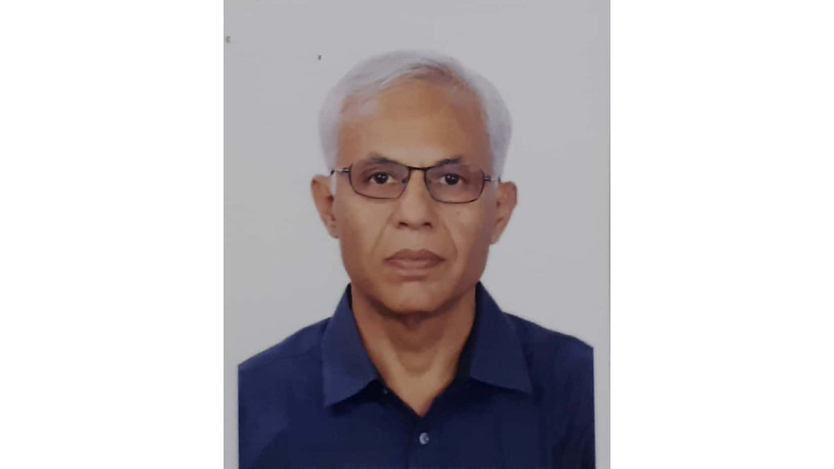 Avinash Mohananey is a former Intelligence Bureau officer, who served in Pakistan.