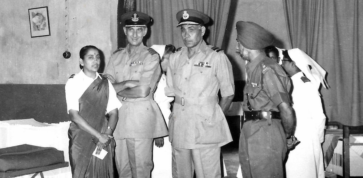Ramanan at a command hospital with two senior air force officers and an army officer at Secunderbad in 1966. There were no uniforms for women when Vijaylakshmi joined the Force so she decided to have a custom-made saree tailored in air force blues and a tan blouse, which was later adopted as standard issue. Image courtesy: Vijayalakshmi Ramanan's family