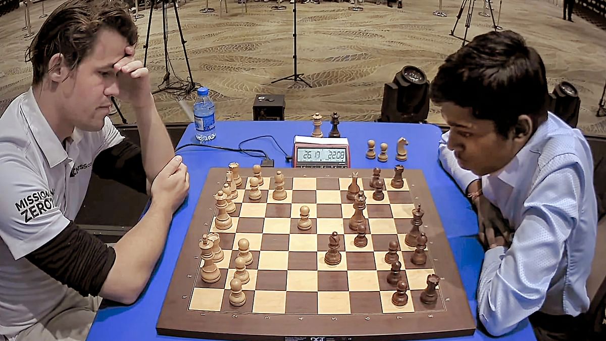 Chess World Cup final: Carlsen beats Praggnanandhaa in tie-breaker - The  Week