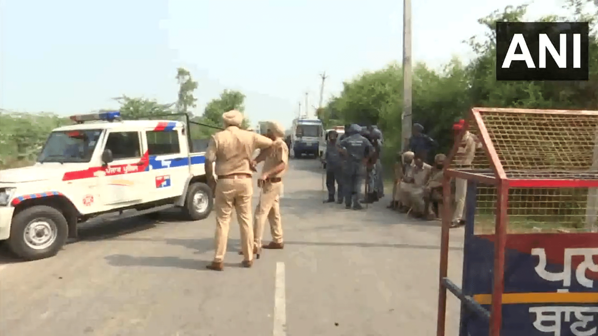 <div class="paragraphs"><p>In Chandigarh, security personnel have been deployed at all entry and exit points to prevent farmers from entering.</p></div>