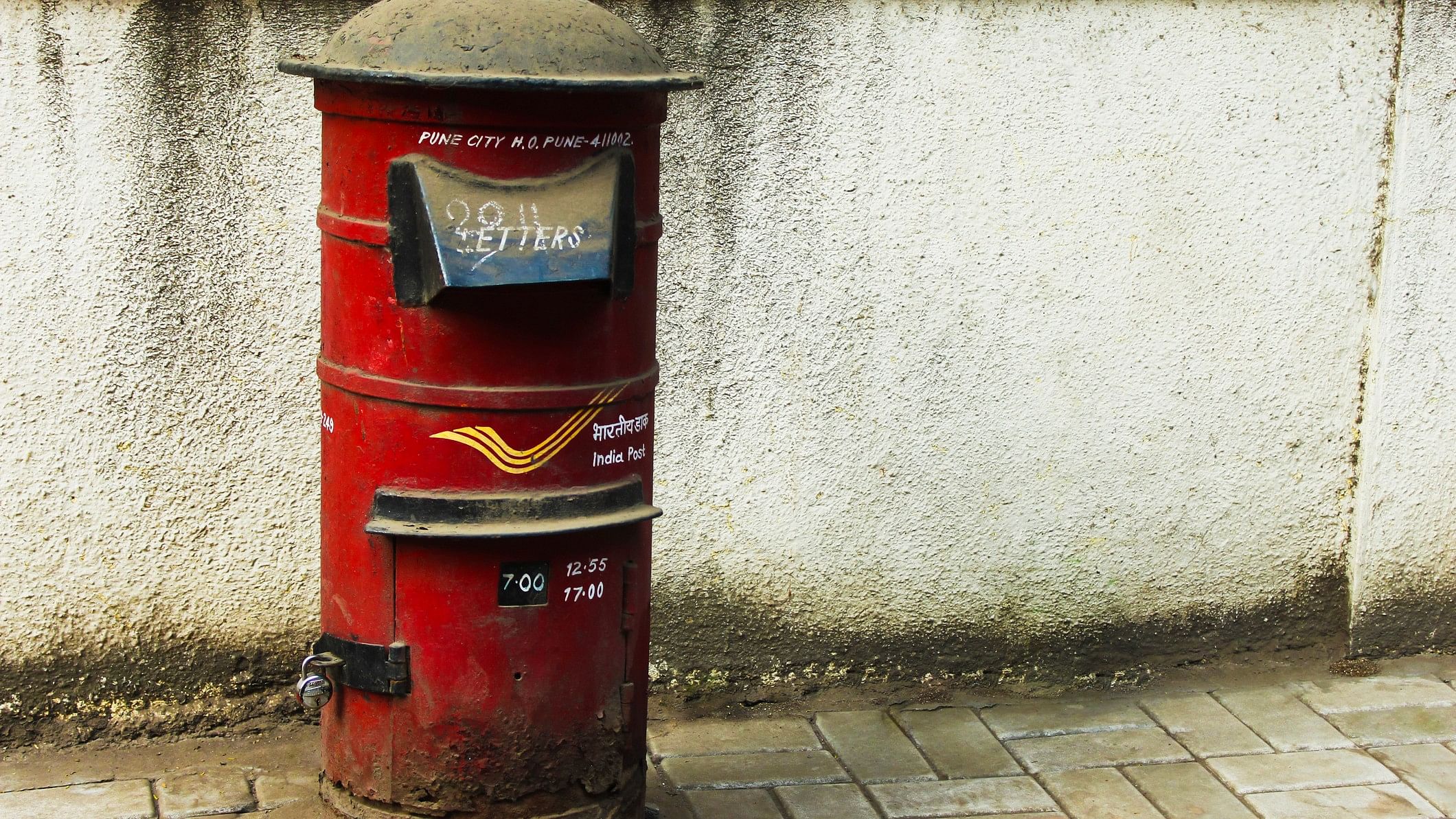 <div class="paragraphs"><p>Representative image of an Indian Post postbox.</p></div>