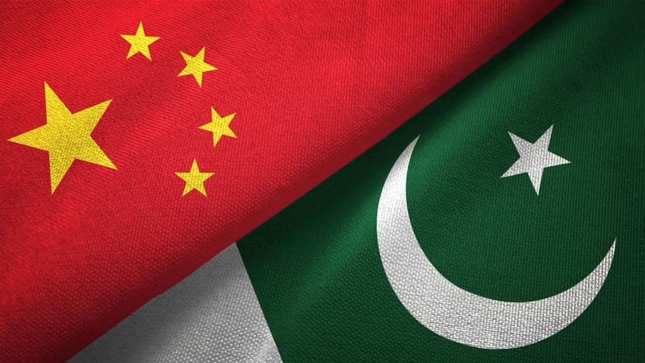 <div class="paragraphs"><p>Flags of China and Pakistan.</p></div>