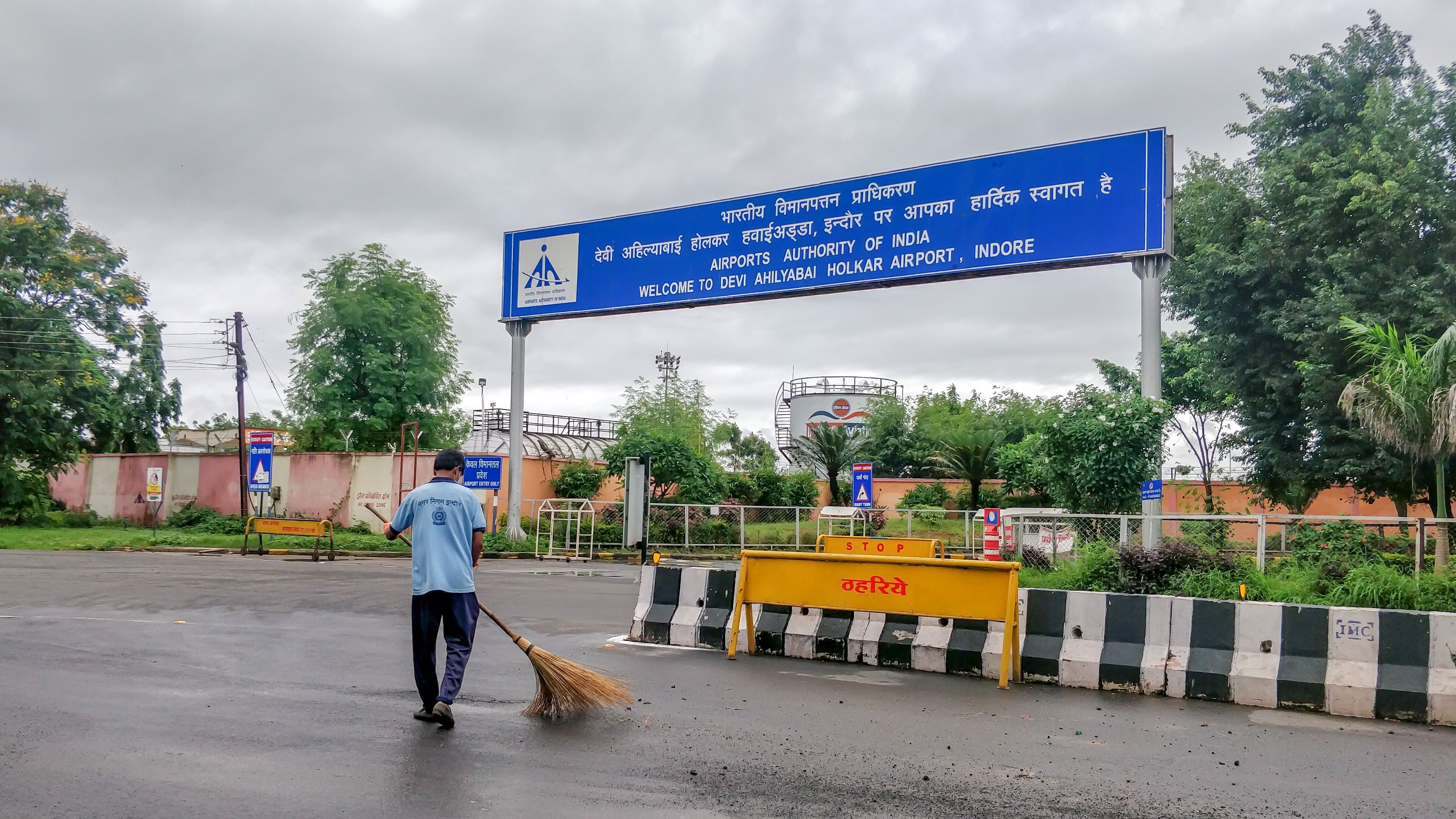 <div class="paragraphs"><p>A view of the street outside the Indore airport.</p></div>