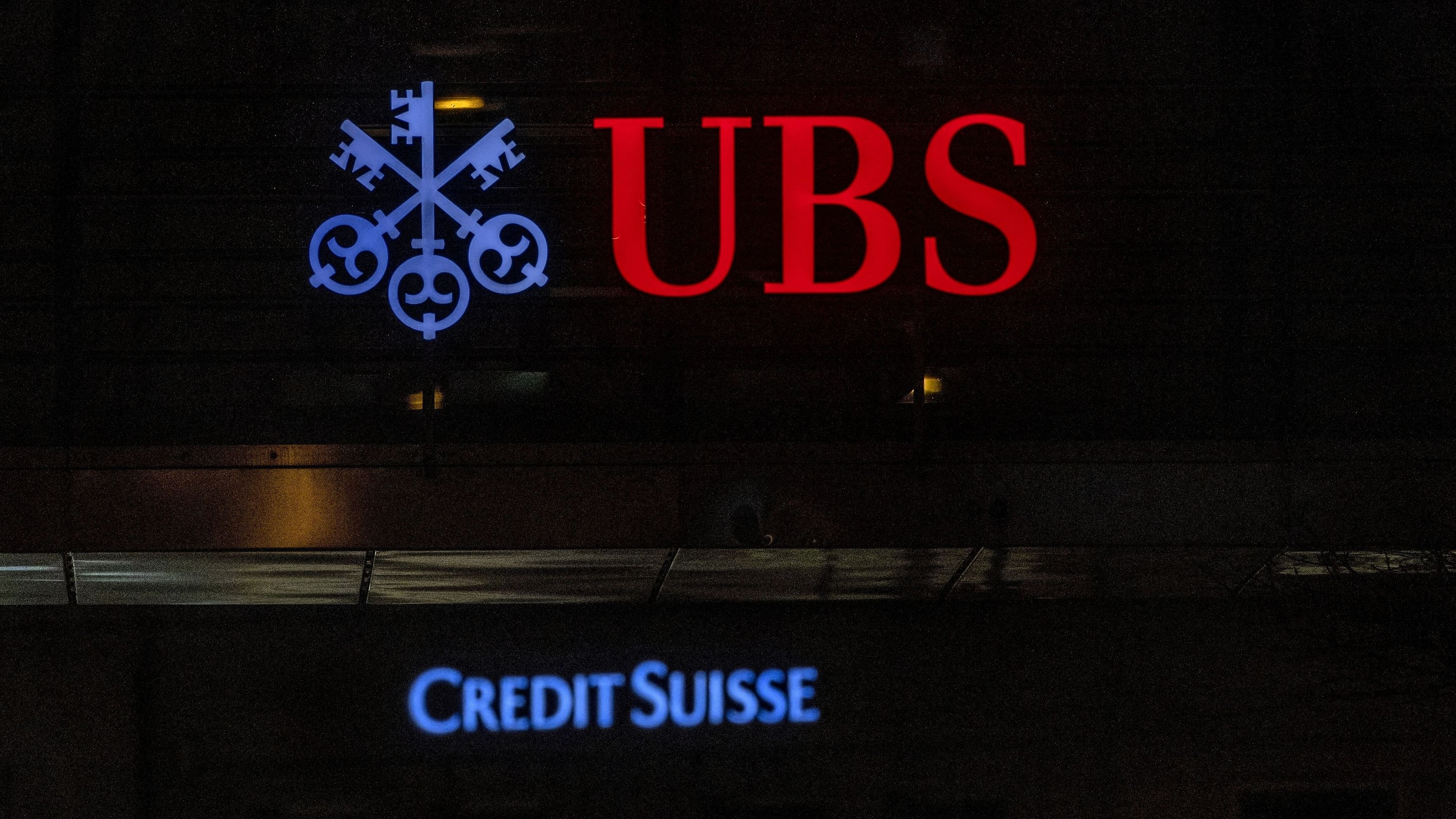<div class="paragraphs"><p>  Swiss banks UBS and Credit Suisse.</p></div>