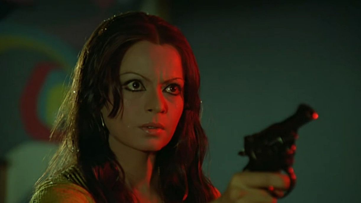  Rehana Sultan as agent Zarina in 'Agent Vinod' (1977)