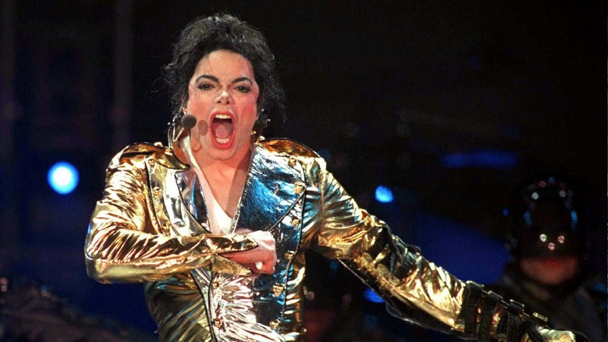 <div class="paragraphs"><p>Michael Jackson.</p></div>