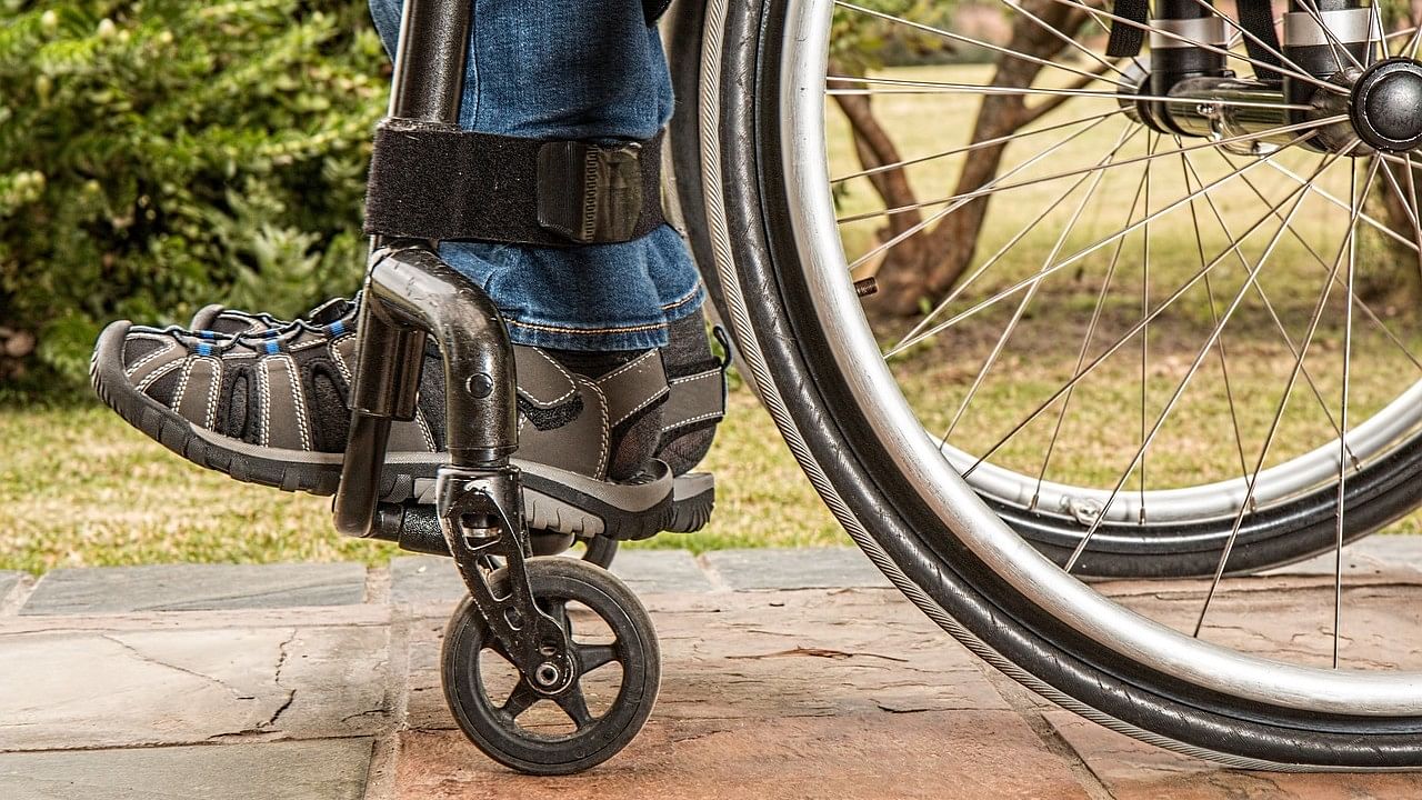 <div class="paragraphs"><p>Representative image showing a person in a wheelchair.</p></div>