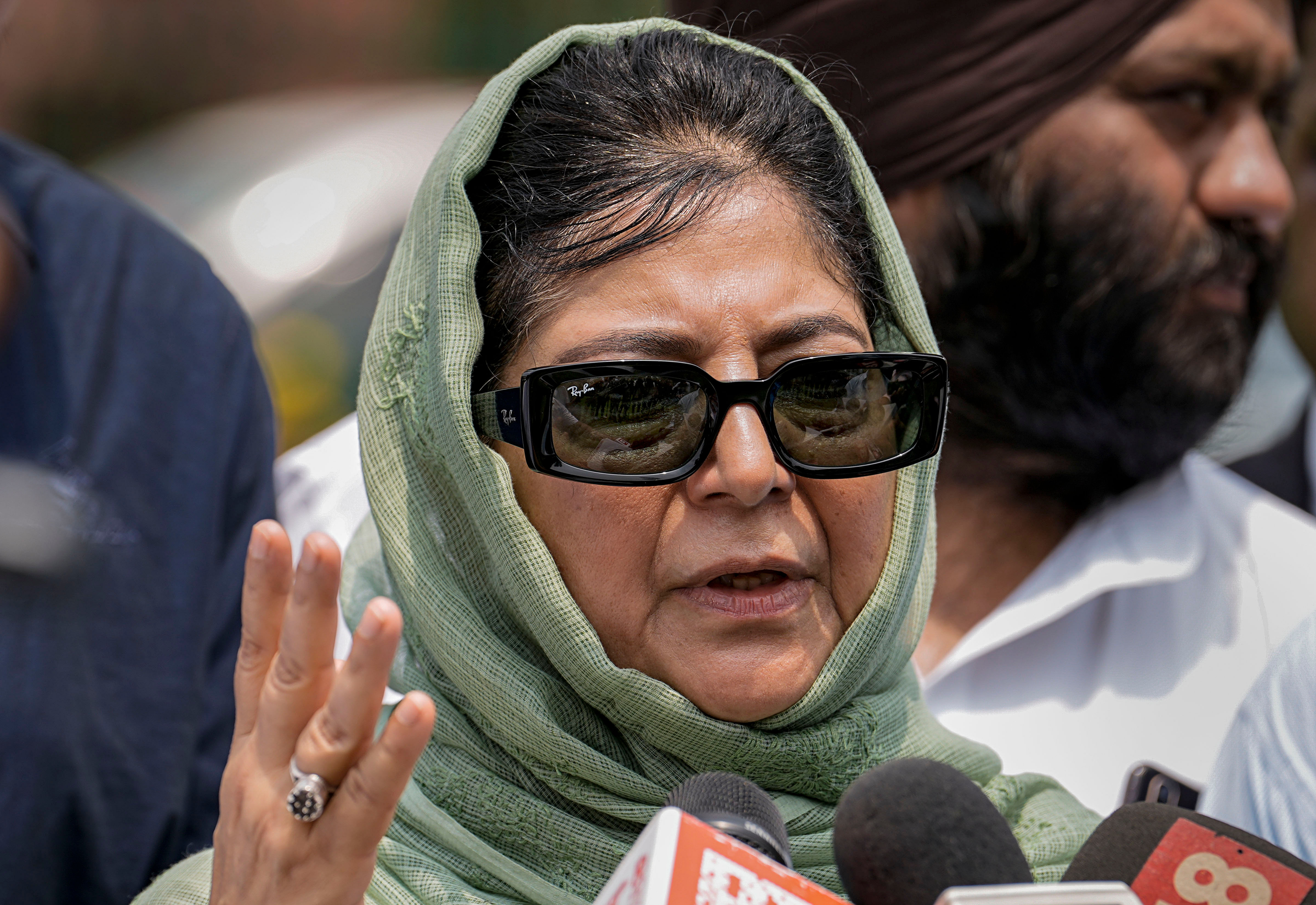 <div class="paragraphs"><p>Peoples Democratic Party (PDP) President Mehbooba Mufti interacts with the media.</p></div>