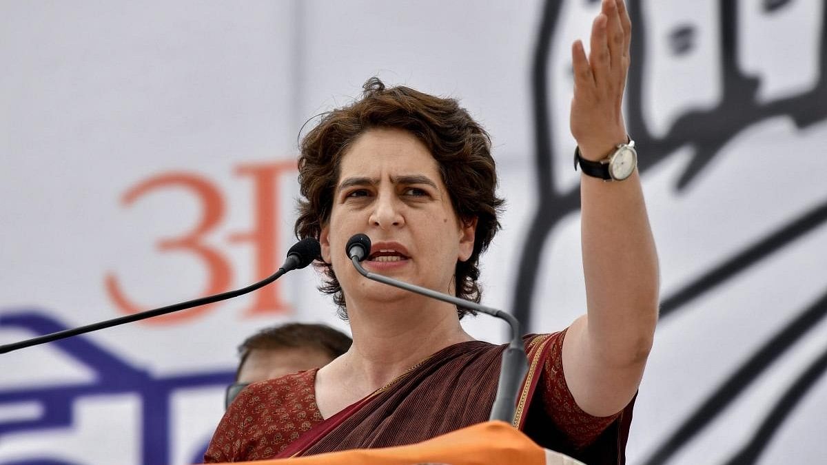 Discussion on fielding a strong candidate from Varanasi in the coalition meeting, Priyanka Gandhi may get a chance