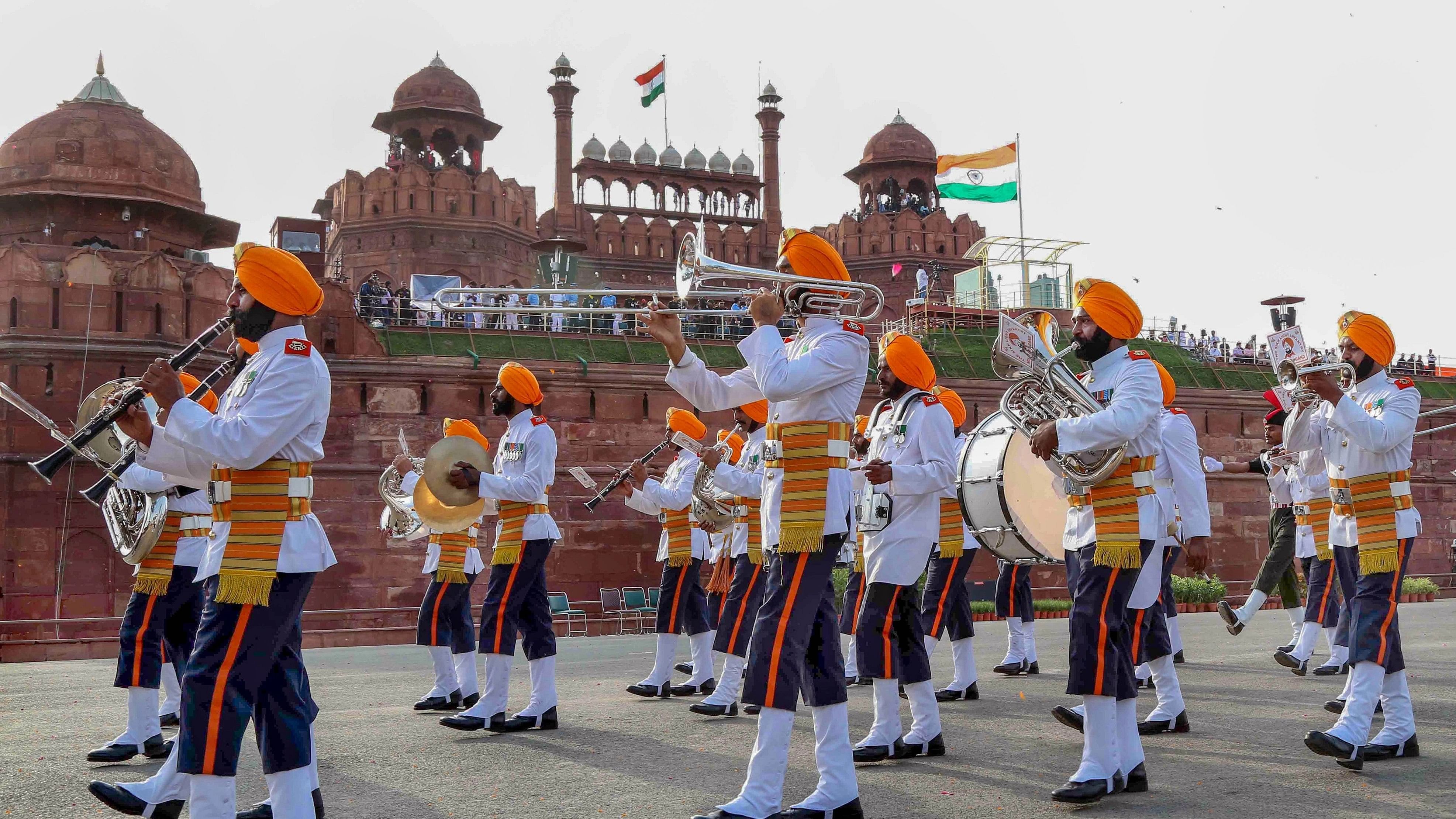 <div class="paragraphs"><p>Full dress rehearsals ahead of the 77th Independence Day&nbsp;celebrations at Red Fort, in New Delhi, Sunday, August 13, 2023. </p></div>