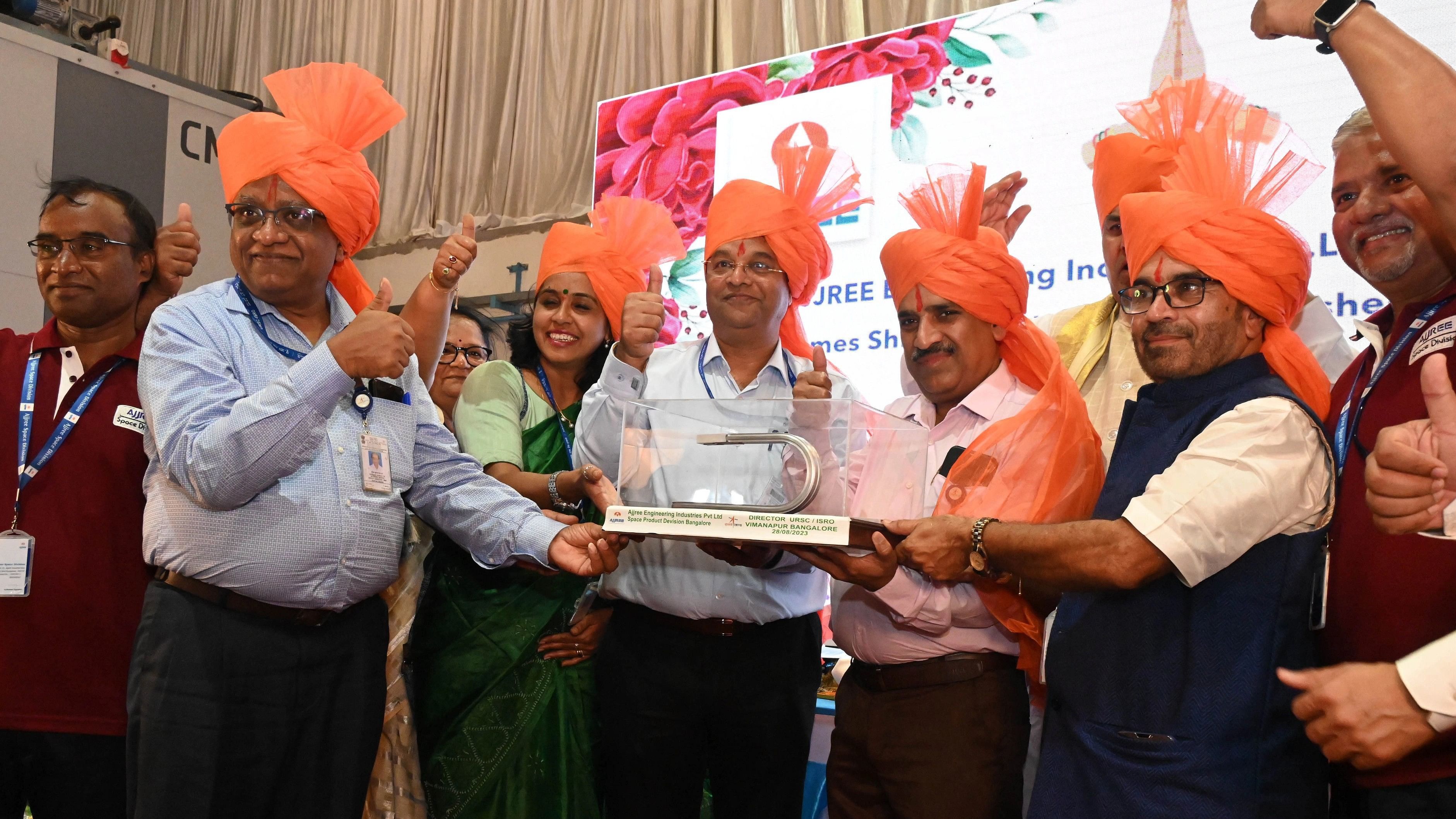 <div class="paragraphs"><p>ISRO, URSC scientists during a felicitation programme to mark the success of Chandrayaan-3, August 28, 2023.</p></div>