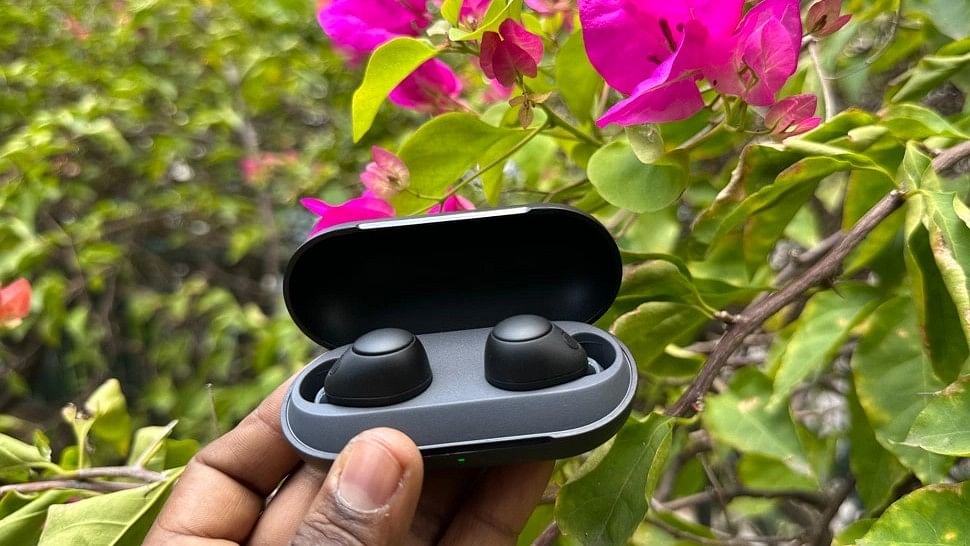 Bluetooth earbuds reviews discount budget