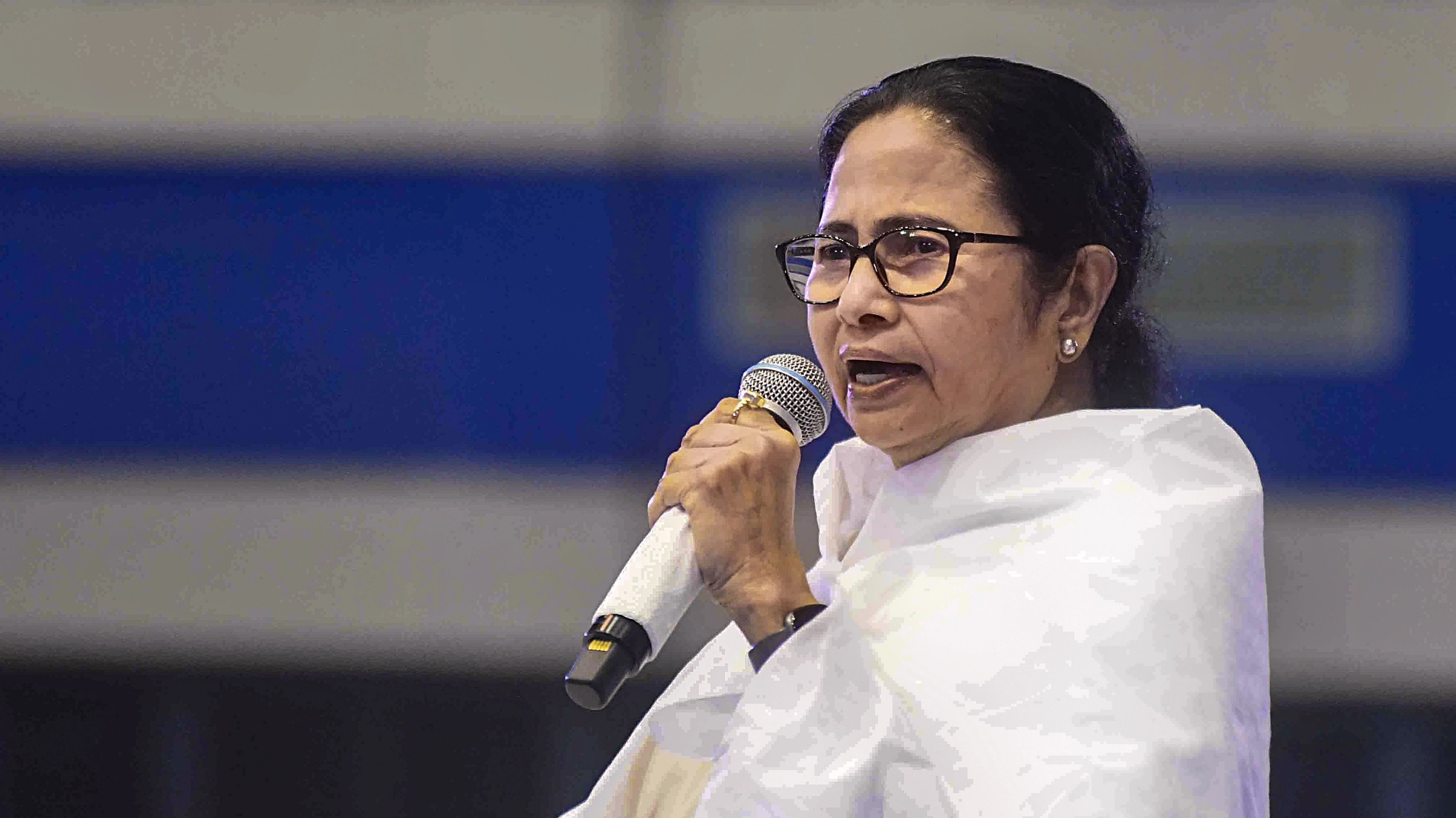 <div class="paragraphs"><p> West Bengal Chief Minister Mamata Banerjee speaks at a programme, at Netaji Indoor Stadium in Kolkata, Monday, Aug 21, 2023.</p></div>