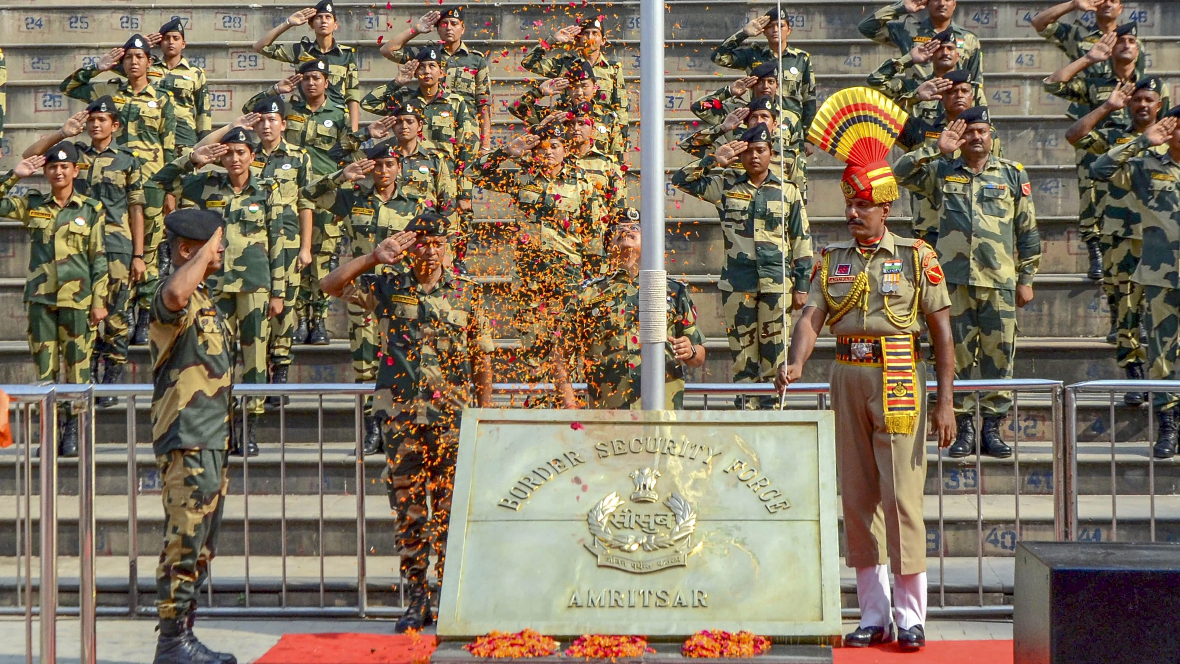<div class="paragraphs"><p>Border Security Force (BSF) personnel during a flag hoisting ceremony on the occasion of the 77th Independence Day, at the India-Pakistan Attari-Wagah border post near Amritsar, Tuesday, Aug. 15, 2023.</p></div>