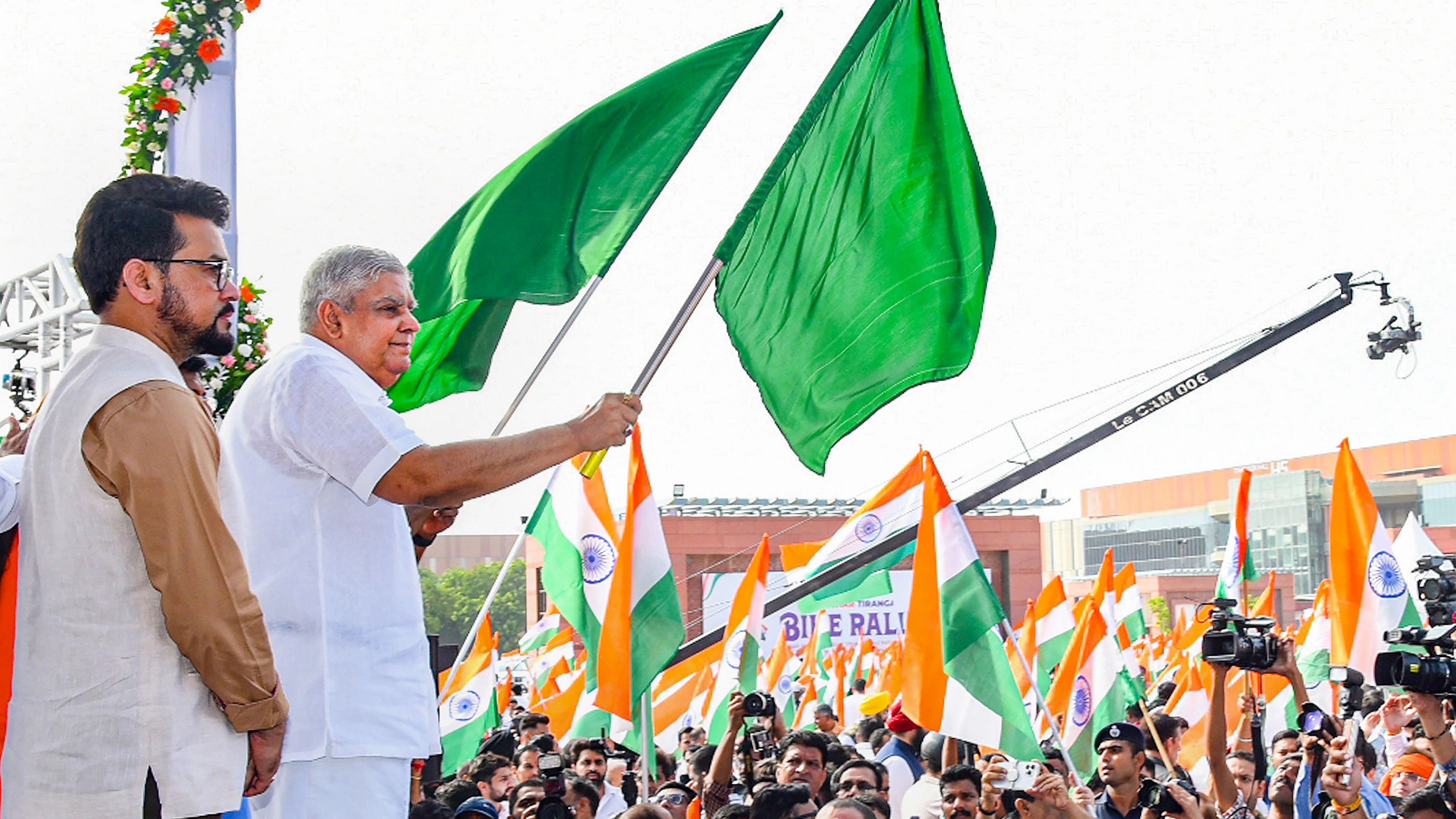 <div class="paragraphs"><p>Vice President Jagdeep Dhankhar with Union Minister for Youth Affairs and Sports Anurag Thakur flags off Har Ghar Tiranga Bike Rally, in New Delhi, Friday.</p></div>