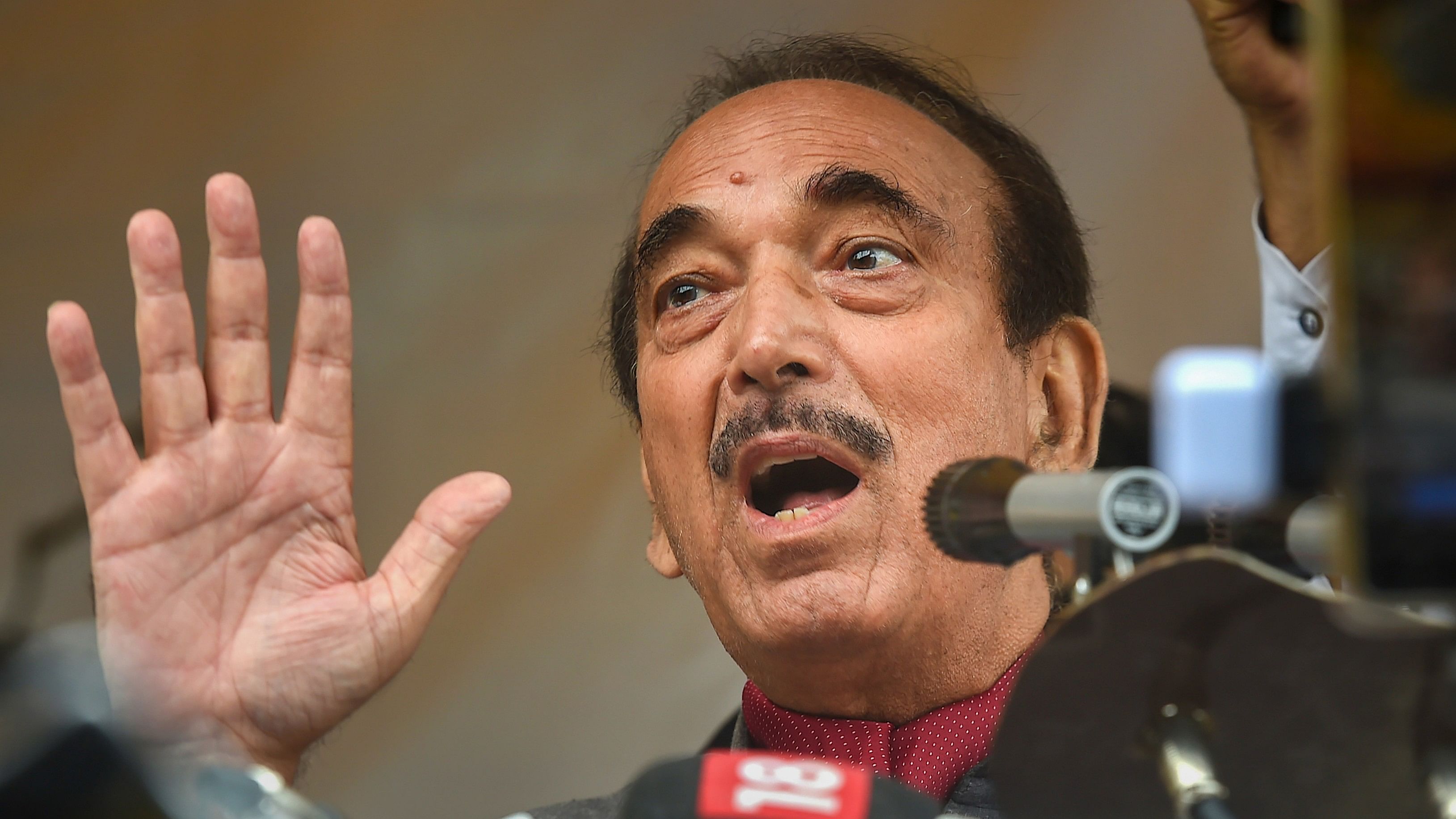 <div class="paragraphs"><p>Ghulam Nabi Azad.</p></div>