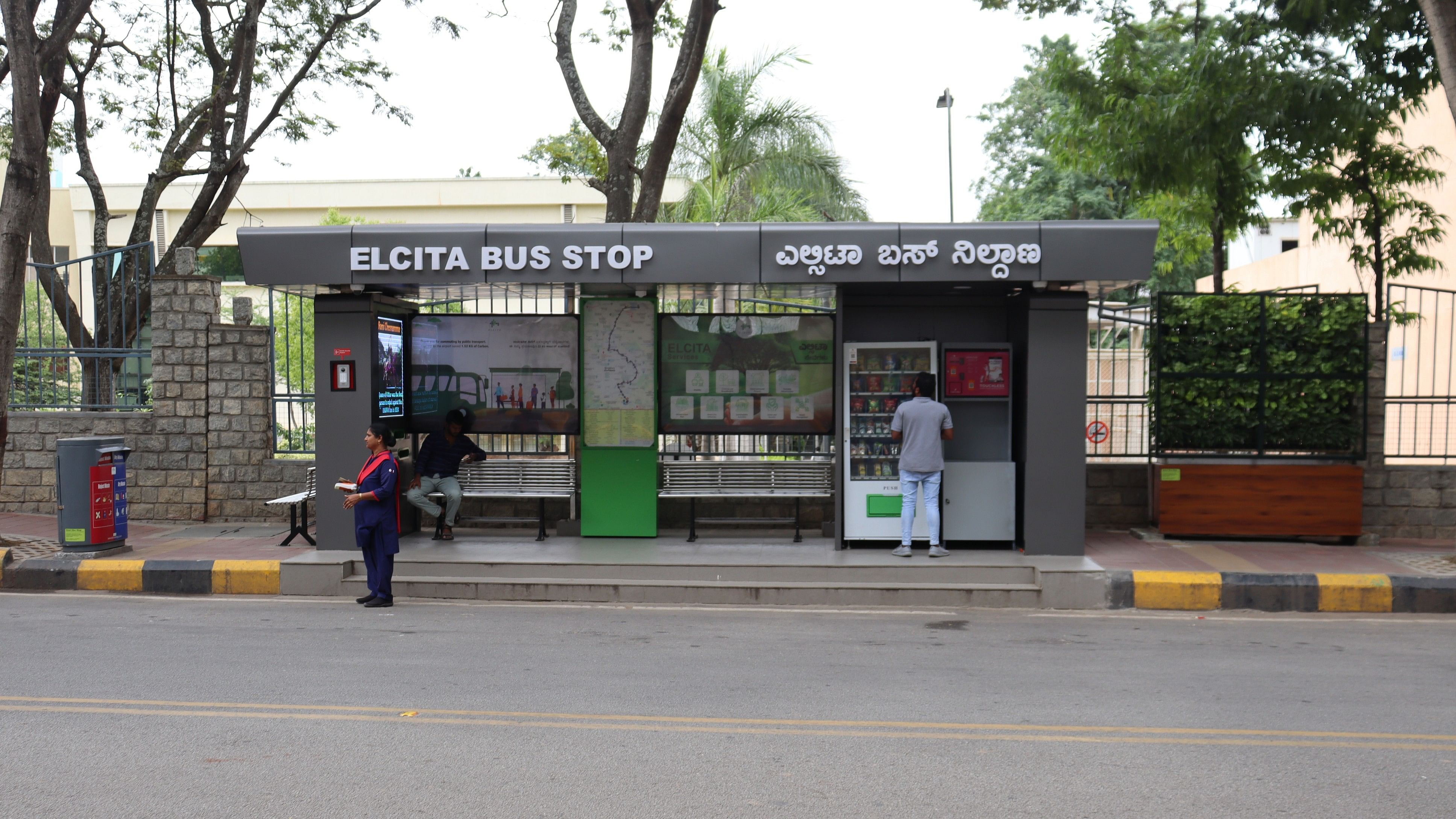 <div class="paragraphs"><p>A smart bus stop inside Electronic City. </p></div>