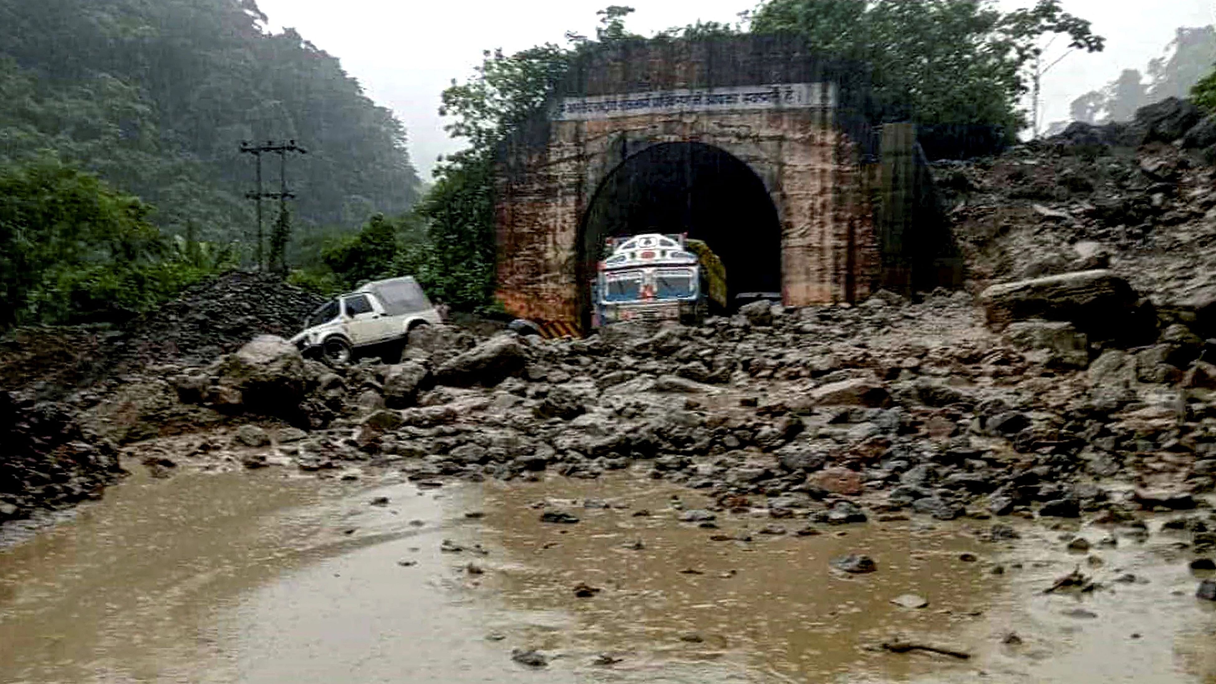 <div class="paragraphs"><p> A blocked tunnel on Jowai-Silchar National Highway after a landslide due to heavy monsoon rains in Meghalaya.</p></div>