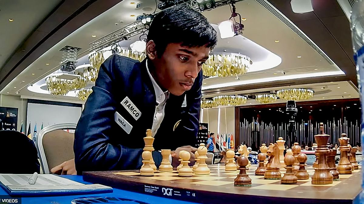 Master class: D Gukesh gets tips from Viswanathan Anand