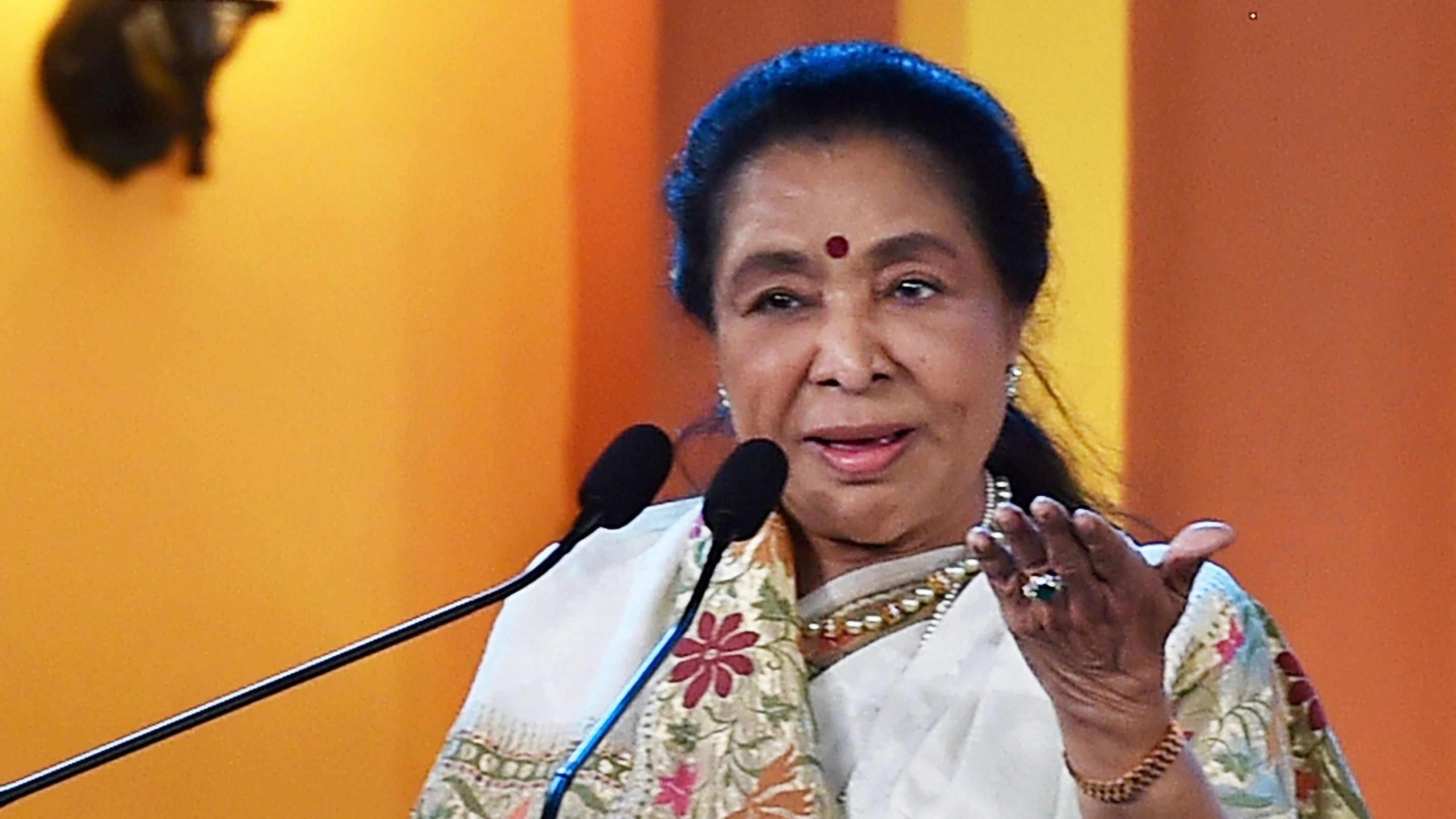 <div class="paragraphs"><p>Asha Bhosle </p></div>