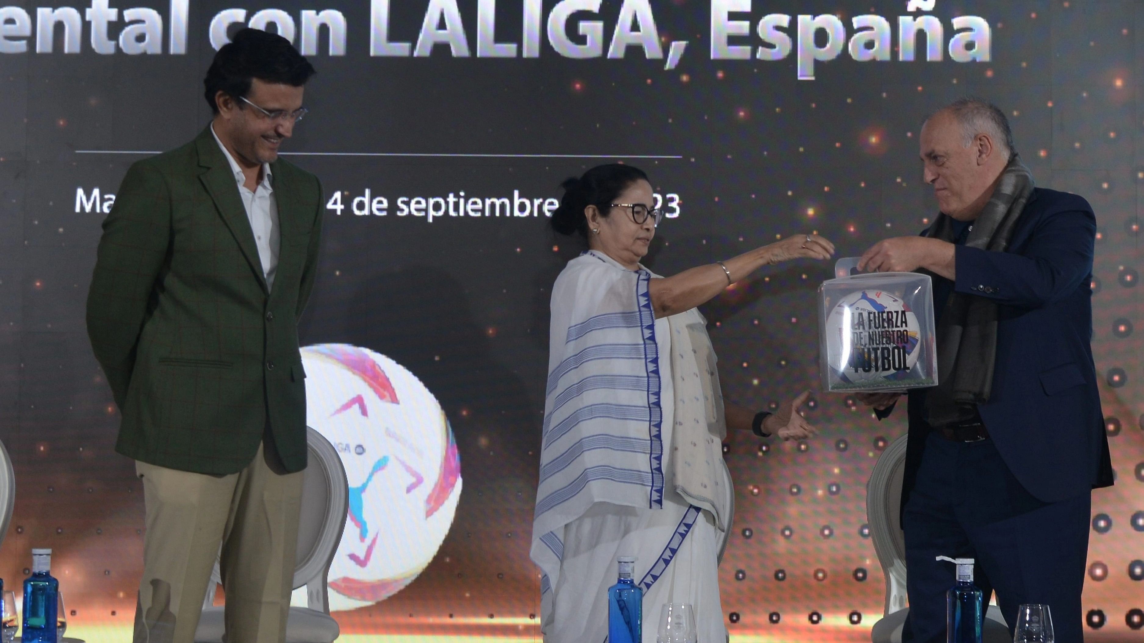 <div class="paragraphs"><p>West Bengal Chief Minister Mamata Banerjee with La Liga President Javier Tebas and former BCCI president Sourav Ganguly.</p></div>