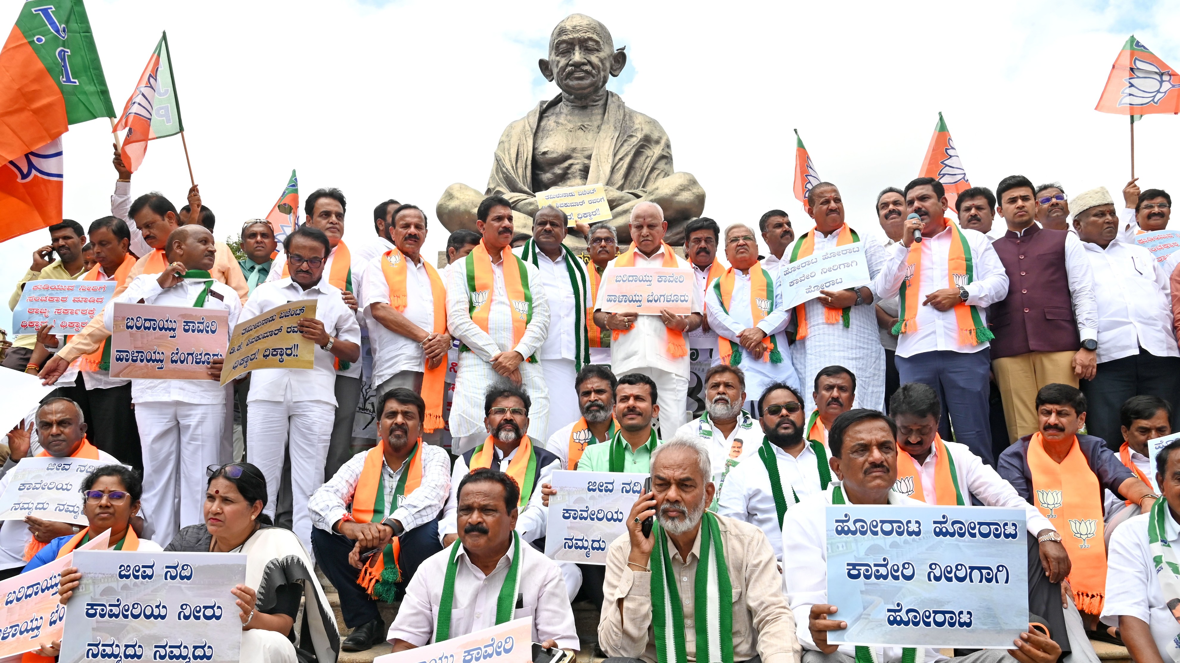 <div class="paragraphs"><p>Former chief ministers H D Kumaraswamy, B S Yediyurappa, D V Sadananda Gowda, state BJP president Nalin Kumar Kateel and other BJP, JD(S) leaders take part in a protest against the release of Cauvery water to Tamil Nadu, at the Vidhana Soudha in Bengaluru on Wednesday.  </p></div>