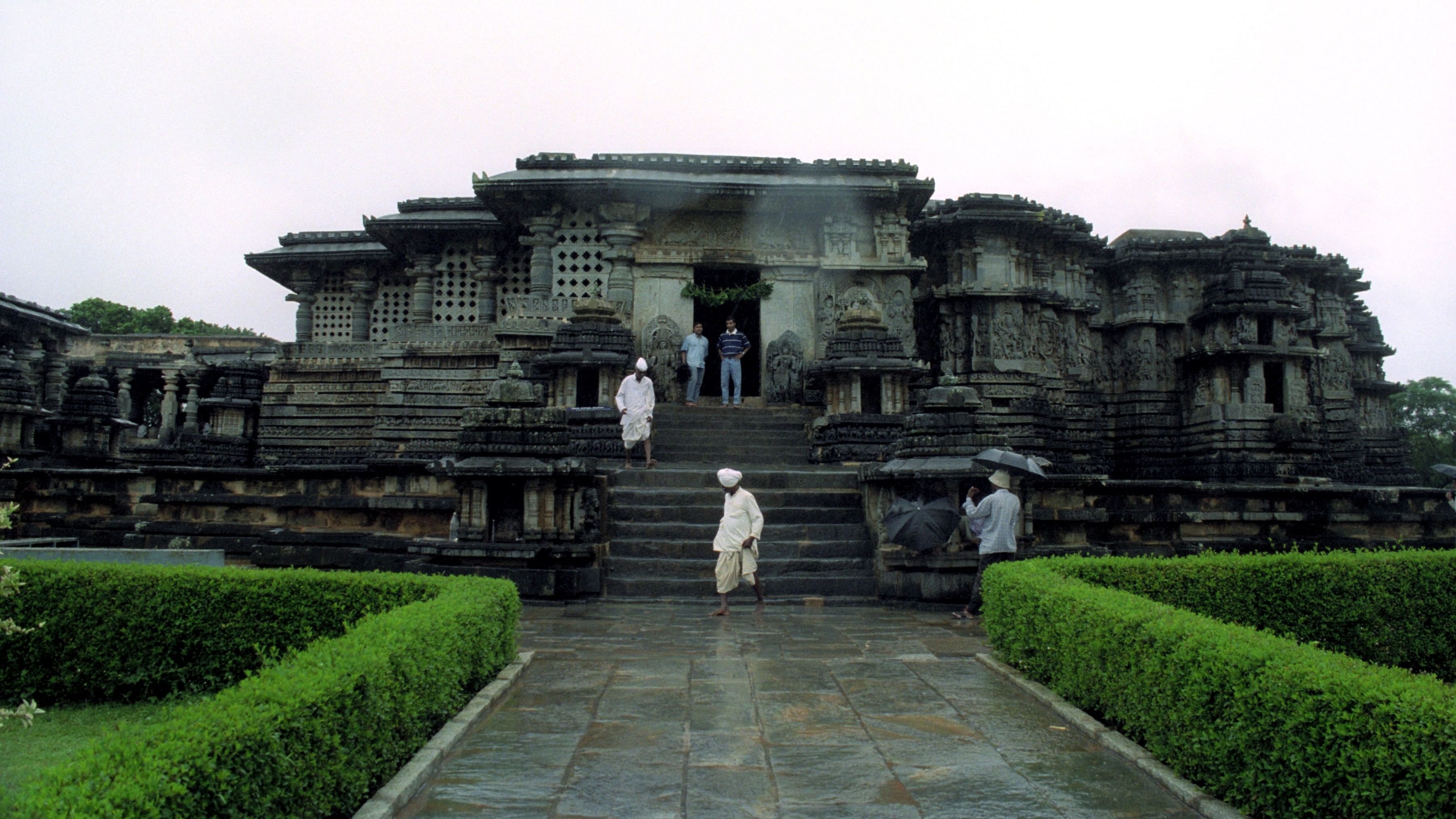 <div class="paragraphs"><p>The&nbsp;Channakeshava Temple at Beluru.</p></div>