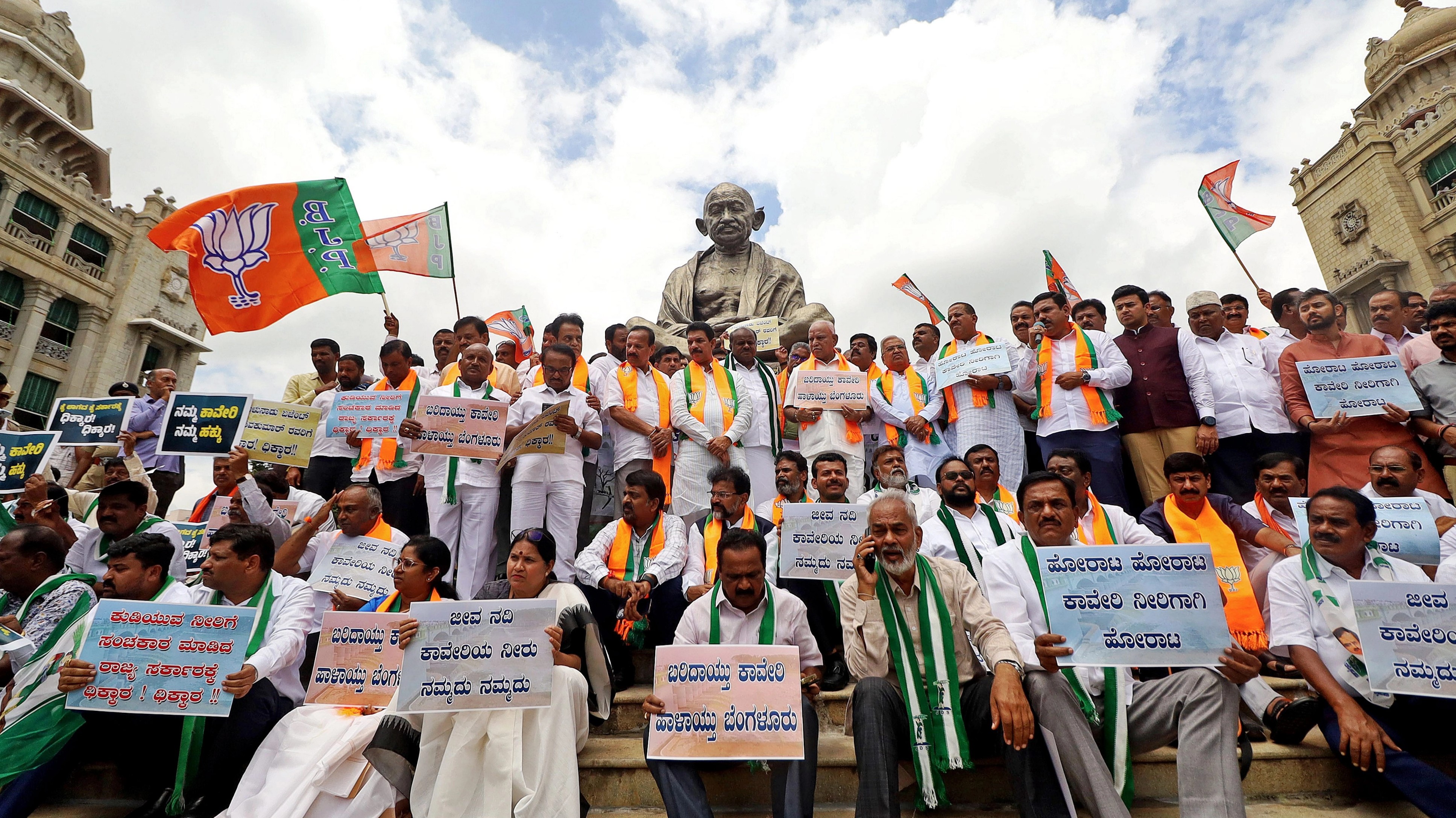 <div class="paragraphs"><p>BJP leader B.S.Yediyurappa and Karnataka BJP President Nalin Kumar Kateel with JD(S) leader H.D.Kumaraswamy and others during a protest against Karnataka Government over the issue of releasing water from Cauvery river to Tamil Nadu, in Bengaluru, Wednesday, Sept. 27, 2023. </p></div>