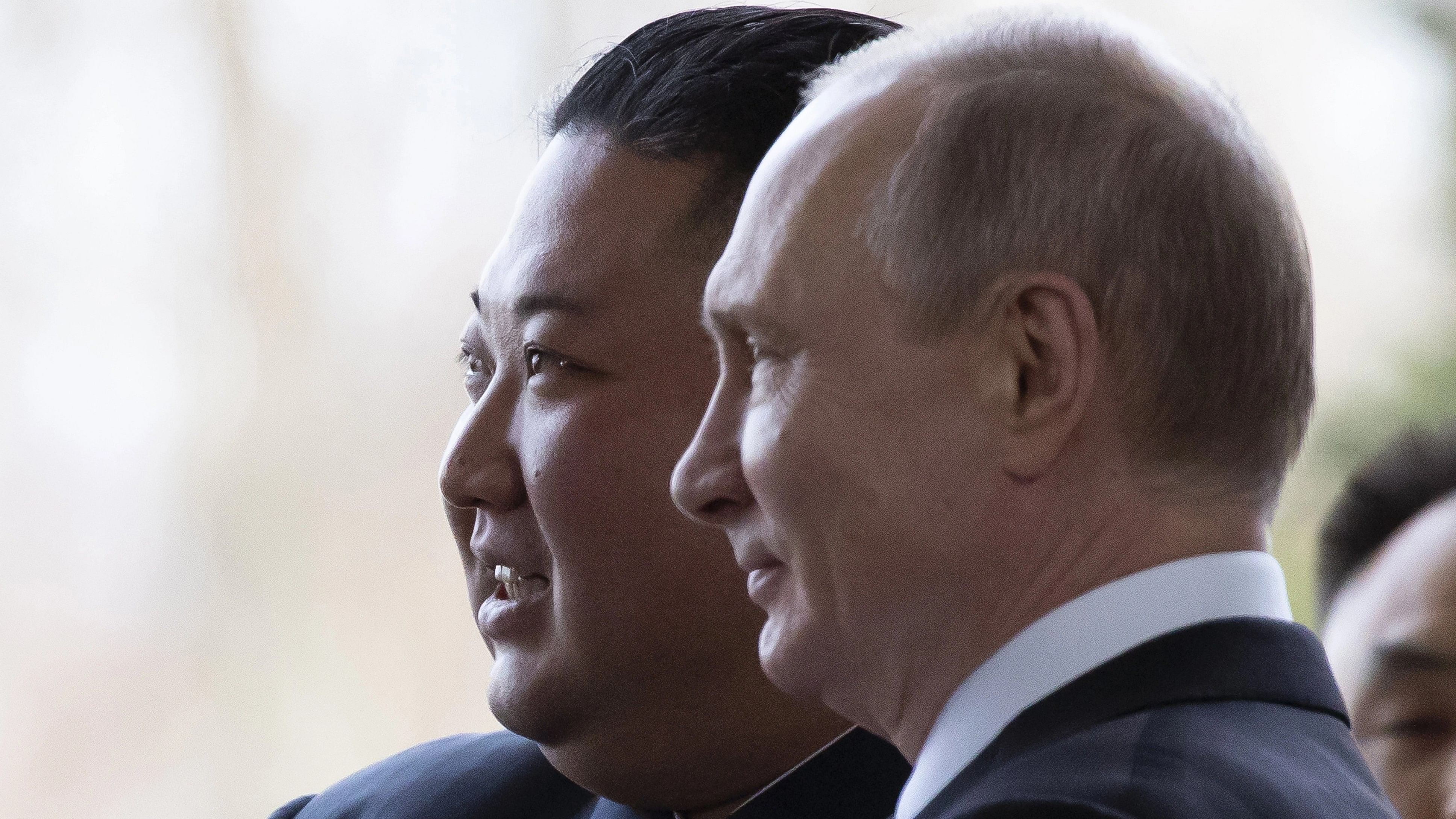 <div class="paragraphs"><p>Russian President Vladimir Putin, right, and North Korea's leader Kim Jong Un.</p></div>