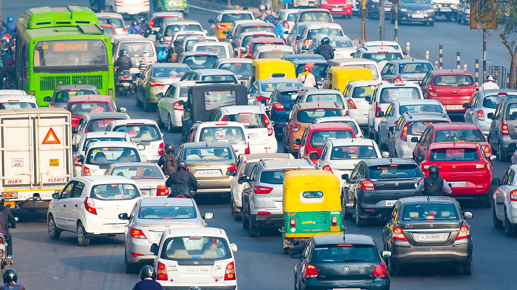 <div class="paragraphs"><p>Representative image of heavy traffic on a Delhi road.</p></div>