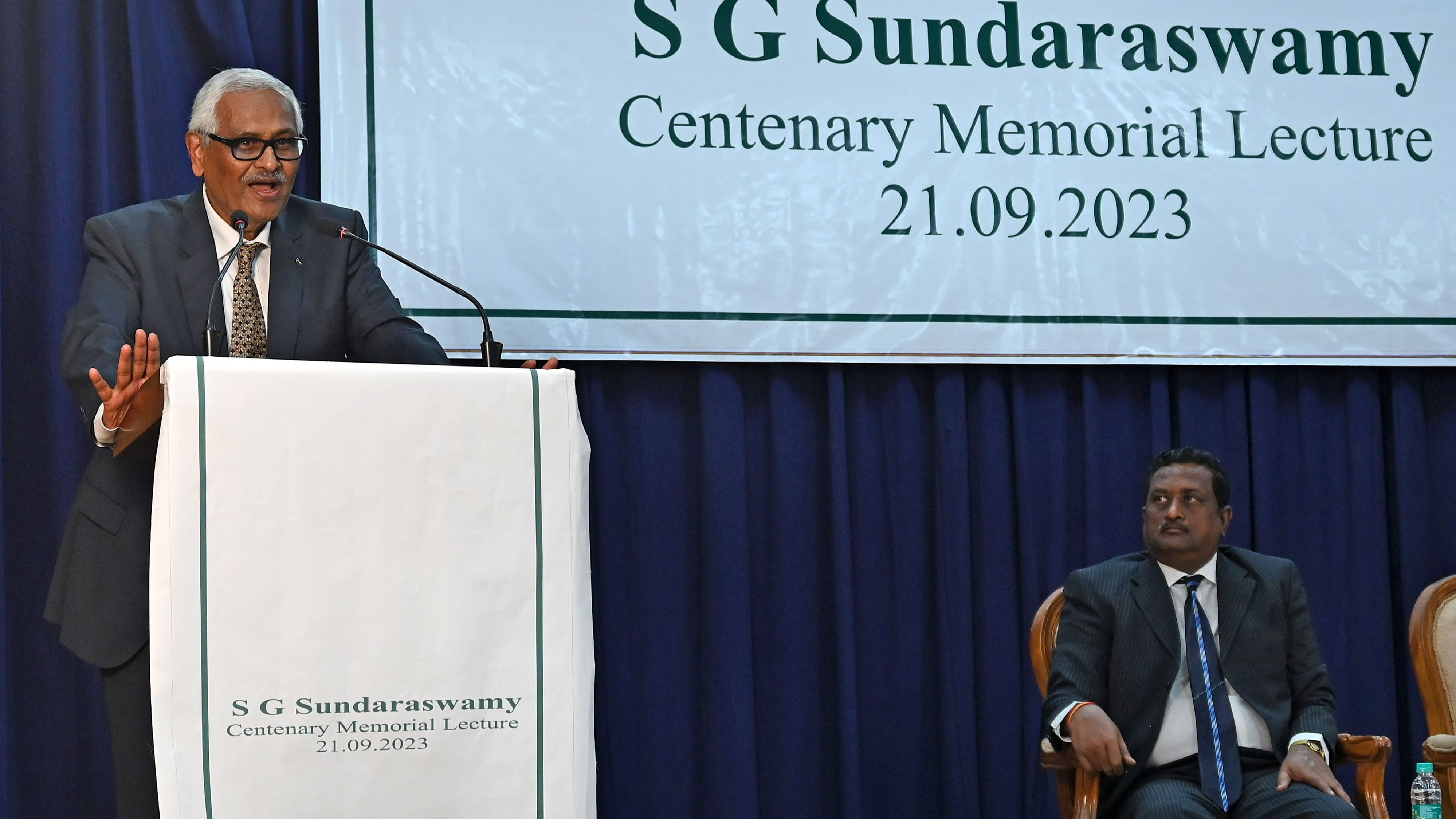 <div class="paragraphs"><p>Former judge of the Supreme Court&nbsp;Justice R V Raveendran delivers the S G Sundaraswamy centenary memorial lecture in Bengaluru on Thursday. Chief Justice of Karnataka Prasanna B Varale is also seen. </p></div>