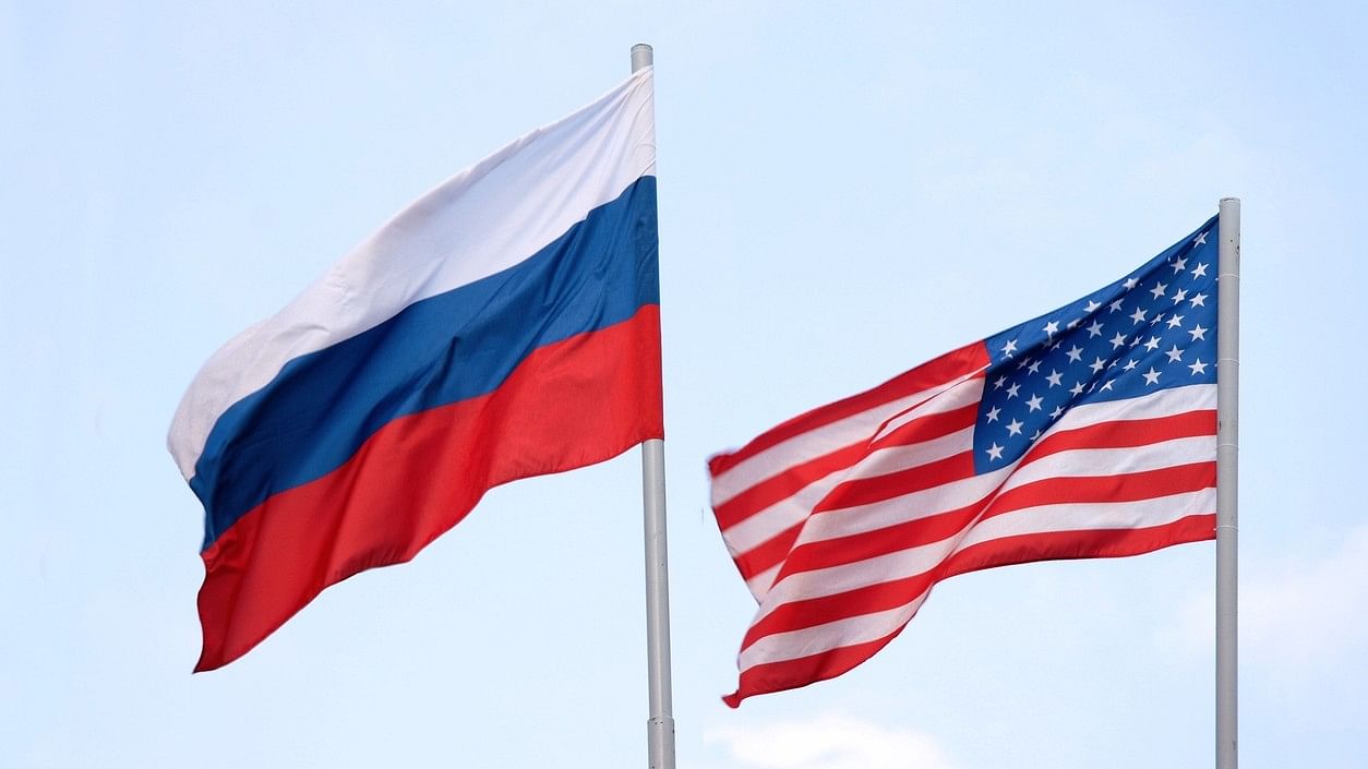 <div class="paragraphs"><p>Flags of Russia and the United States.  </p></div>