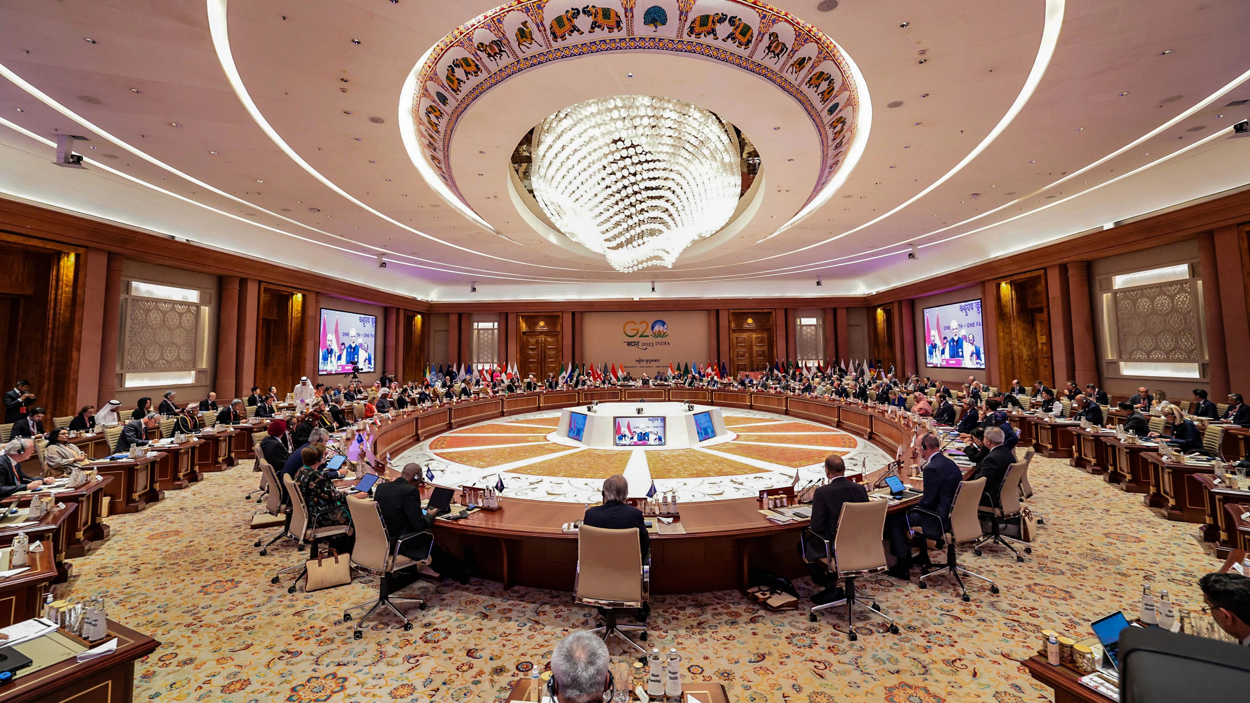 <div class="paragraphs"><p>New Delhi: Leaders of the participating nations at session-1 on 'One Earth' during the G20 Summit 2023 at the Bharat Mandapam.</p></div>