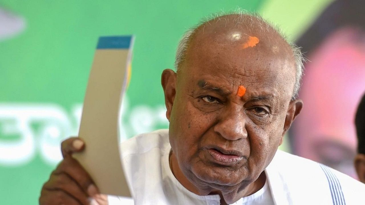 <div class="paragraphs"><p>Former PM H D Deve Gowda. </p></div>