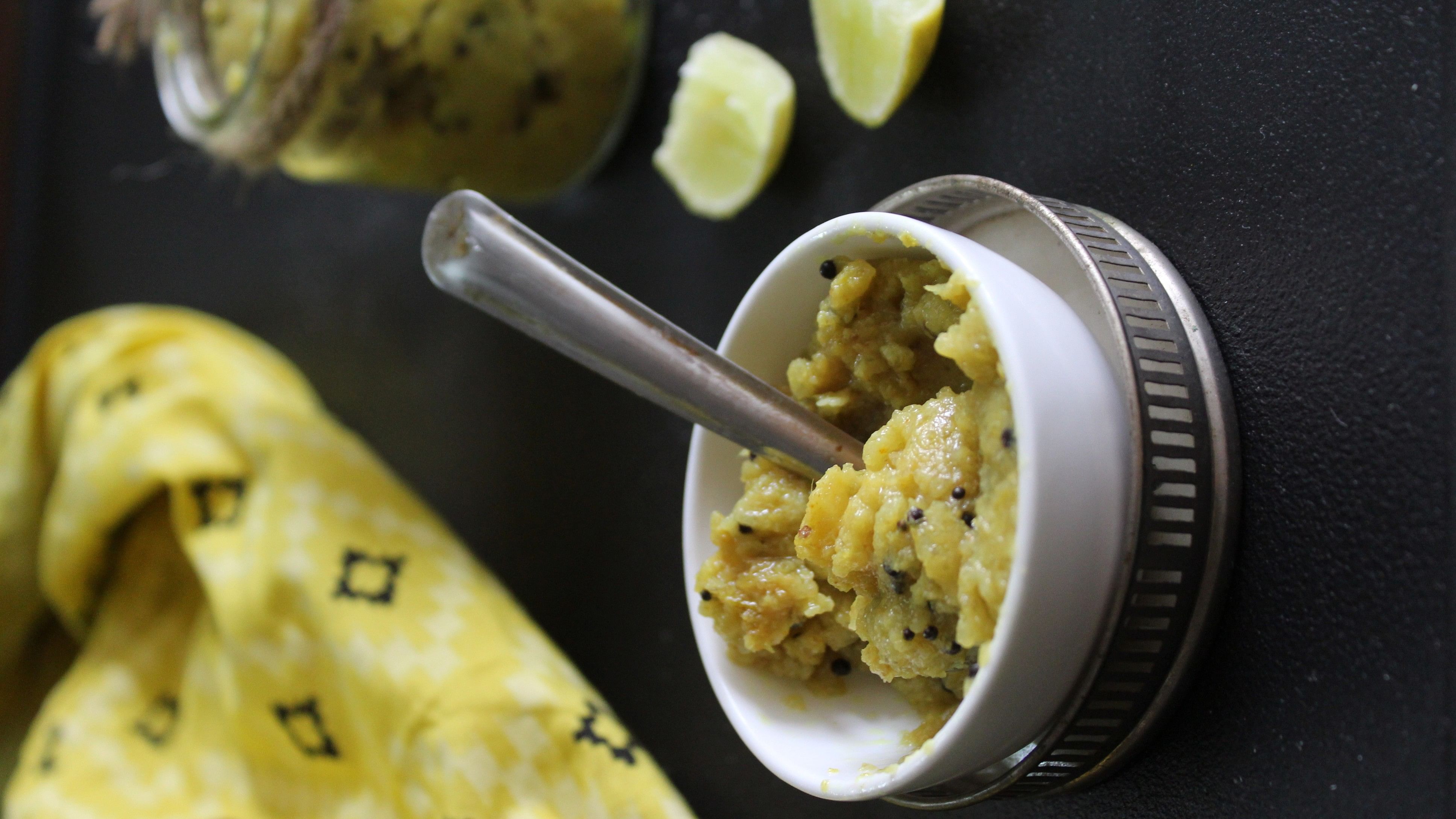 <div class="paragraphs"><p>Lemon rind chutney. </p></div>