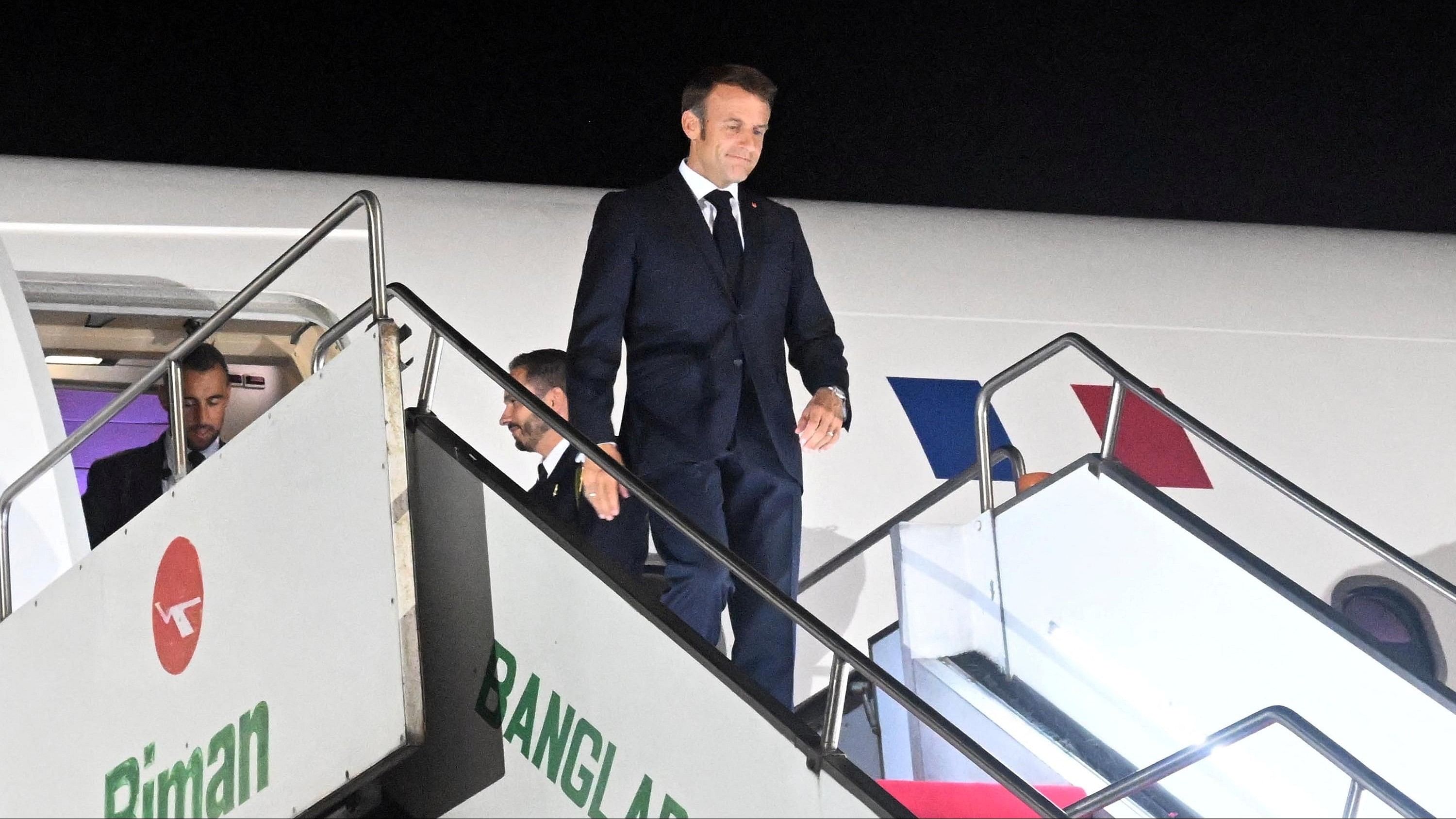 <div class="paragraphs"><p>French President Emmanuel Macron arrives at the Hazrat Shahjalal International Airport in Dhaka, Bangladesh.</p></div>