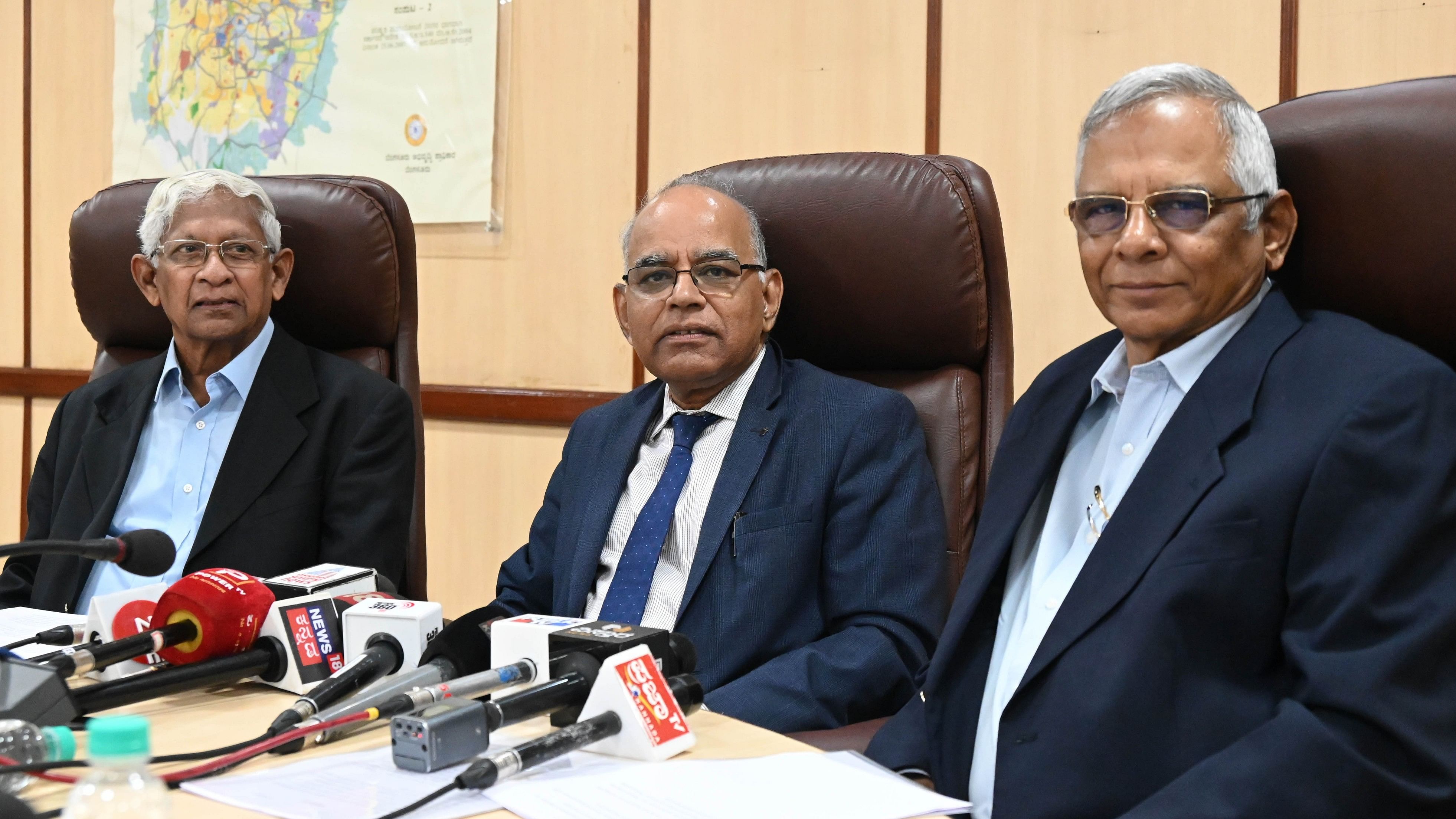 <div class="paragraphs"><p>(L-R) Former BDA commissioner Jayakar Jerome, Justice AV Chandrashekar and former DG&amp;IGP ST Ramesh at the BDA head office on Friday.</p></div>