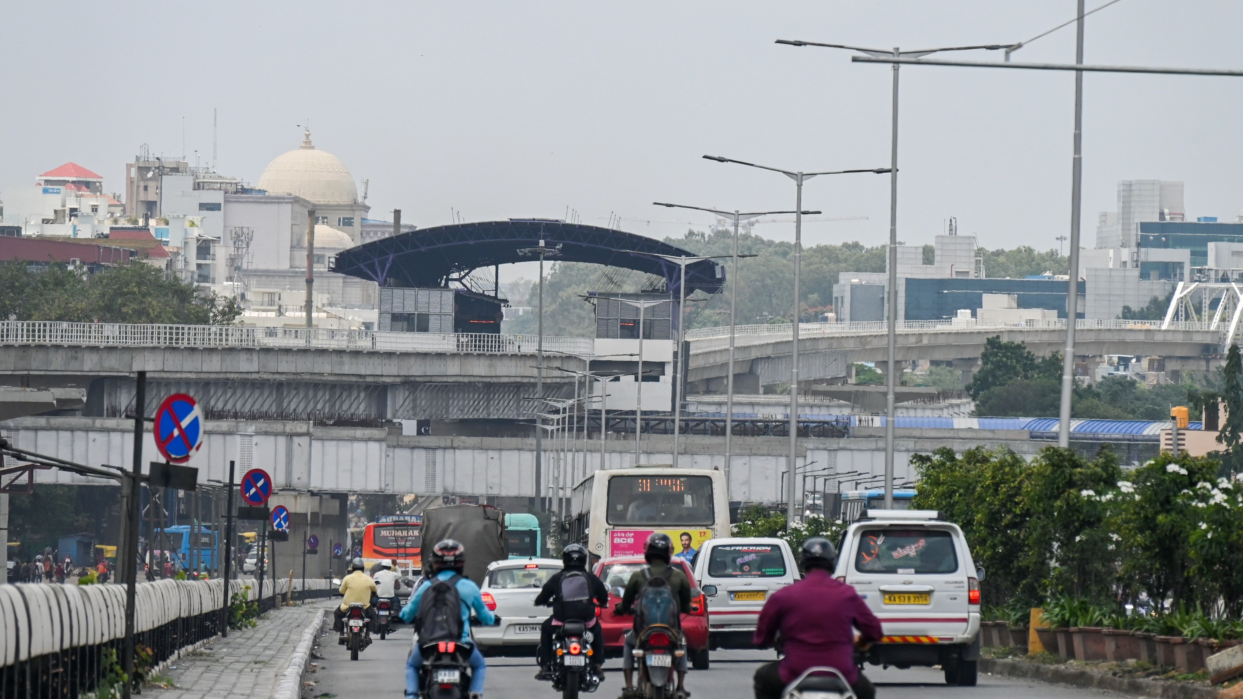 <div class="paragraphs"><p>A view of the Benniganahalli metro station on Old Madras Road. </p></div>